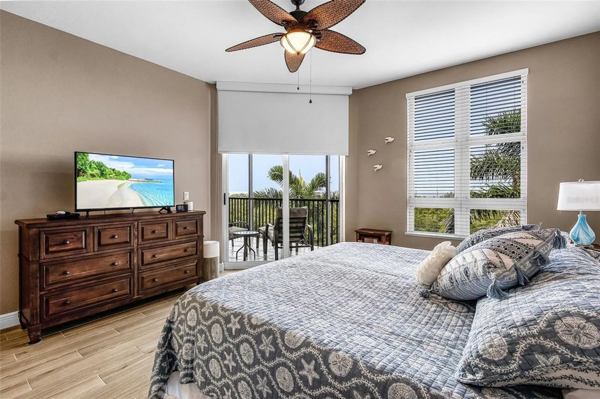 Property Slideshow image 16 of 54 | 3329 sunset key cir 203, Punta Gorda, FL, 33955