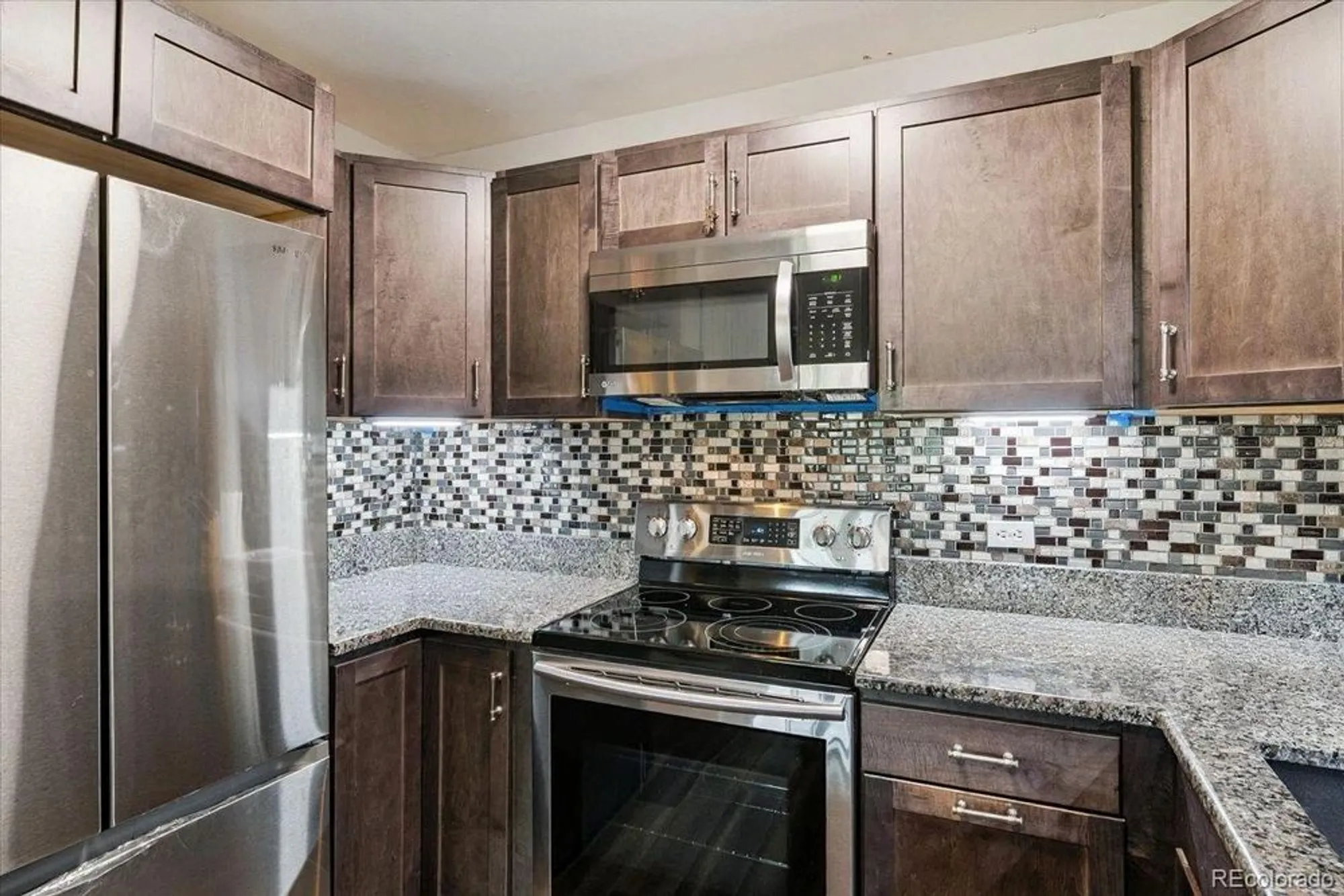 Property Slideshow image 6 of 36 | 725 s clinton st apt 13b, Denver, CO, 80247