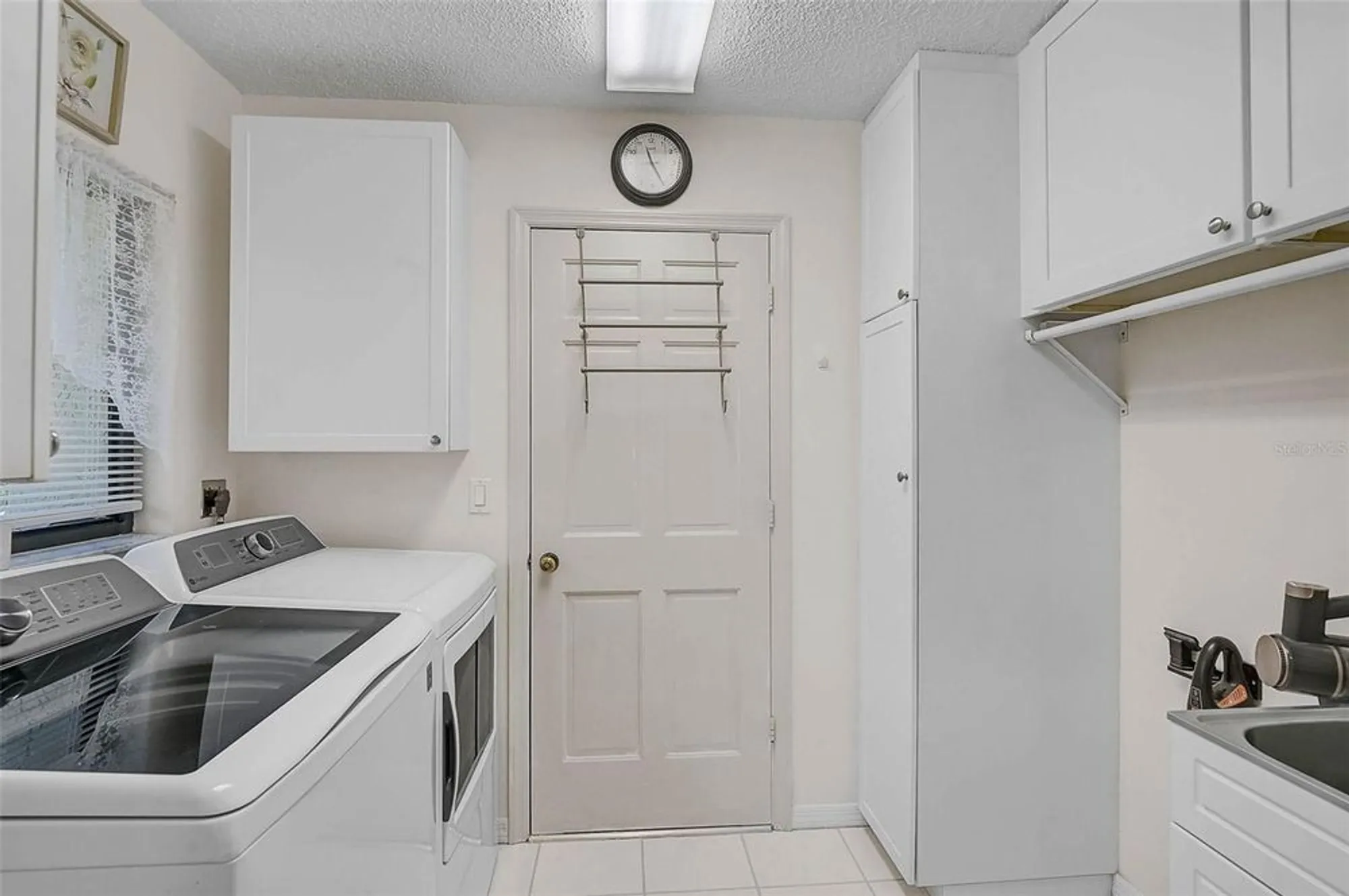 Property Slideshow image 18 of 50 | 7363 oak moss dr # 33, Sarasota, FL, 34241