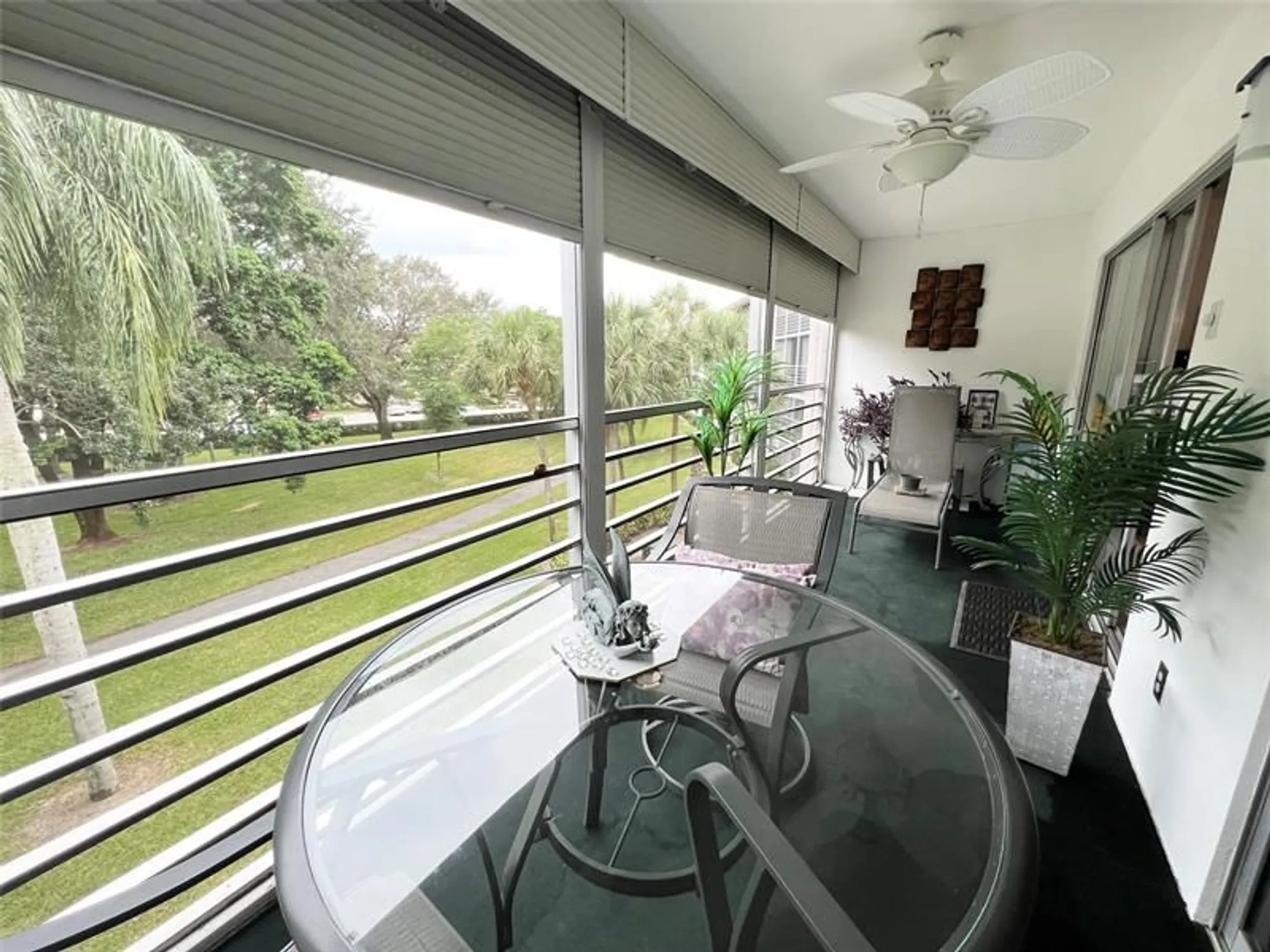 Property Slideshow image 17 of 40 | 3002 portofino isle e3, Coconut Creek, FL, 33066