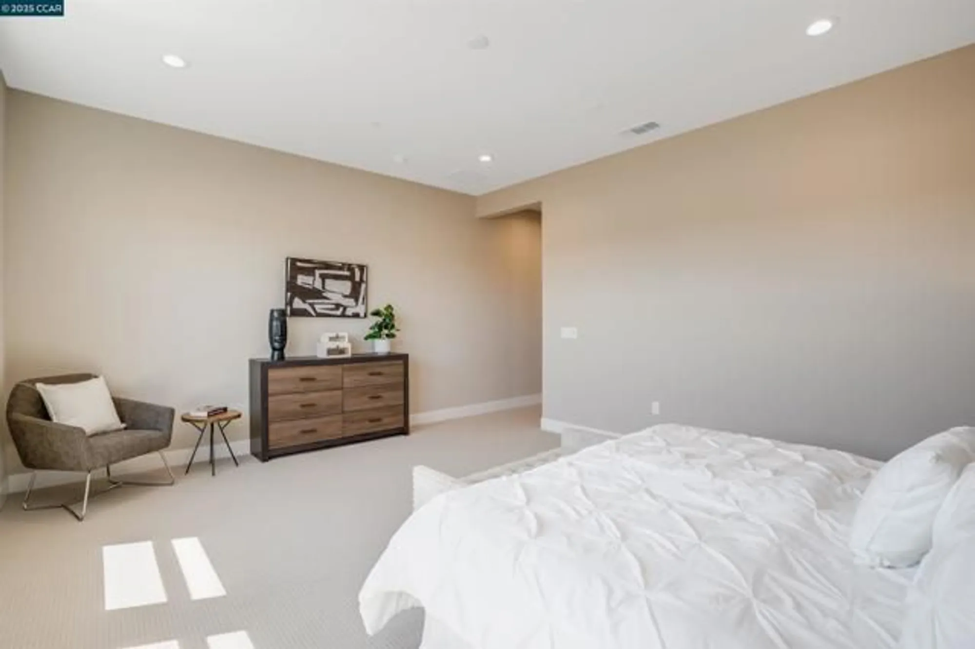 Property Slideshow image 13 of 45 | 1567 aloha ln, Tracy, CA, 95377