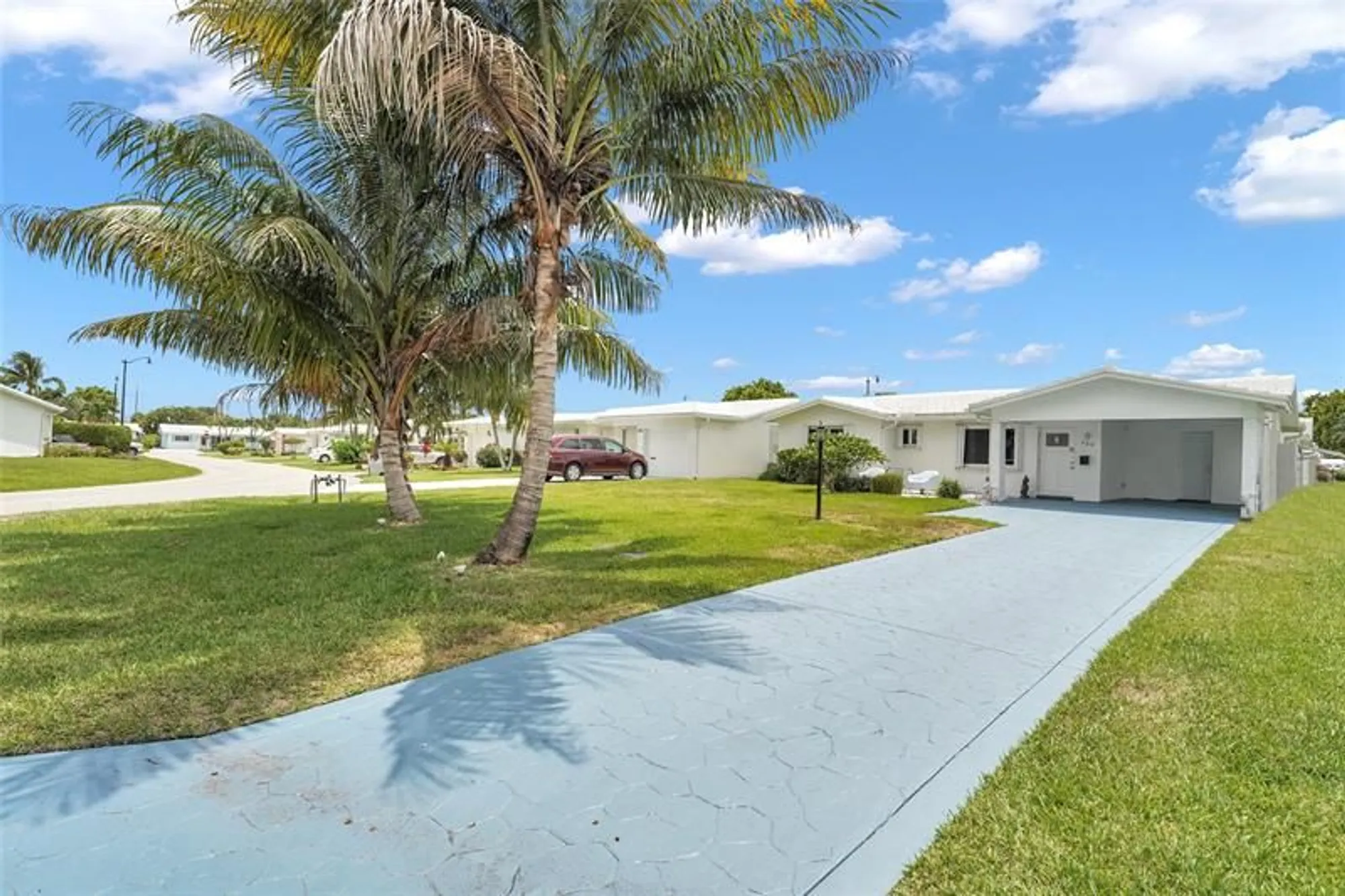 Property Slideshow image 2 of 58 | 260 s golf blvd, Pompano Beach, FL, 33064