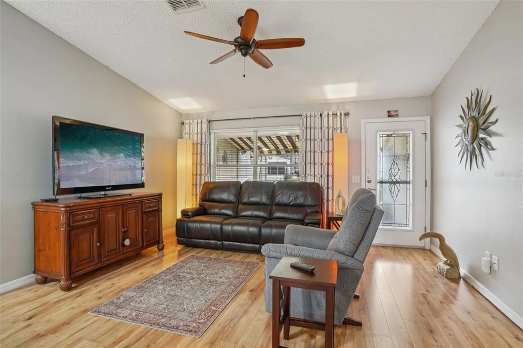 Property Slideshow image 9 of 38 | 2737 privada dr, The Villages, FL, 32162