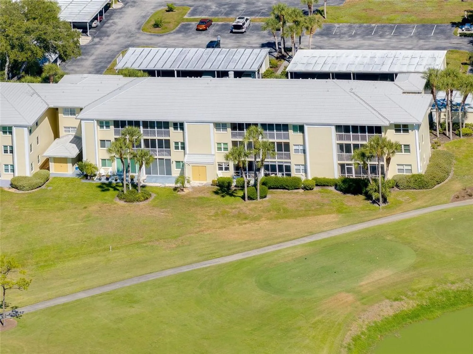 Property Slideshow image 60 of 68 | 433 cerromar ln 430, Venice, FL, 34293