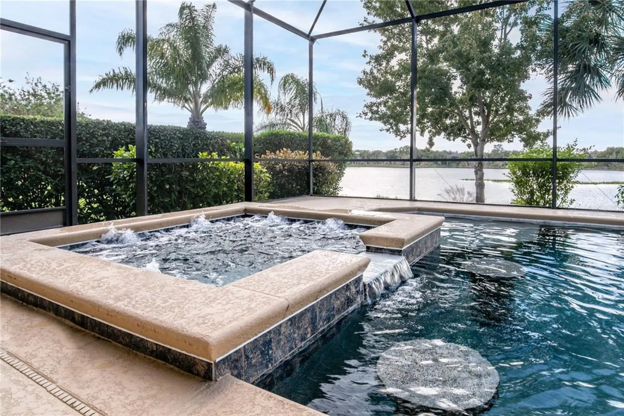 Property Slideshow image 8 of 66 | 8065 bridgeport bay cir, Mount Dora, FL, 32757