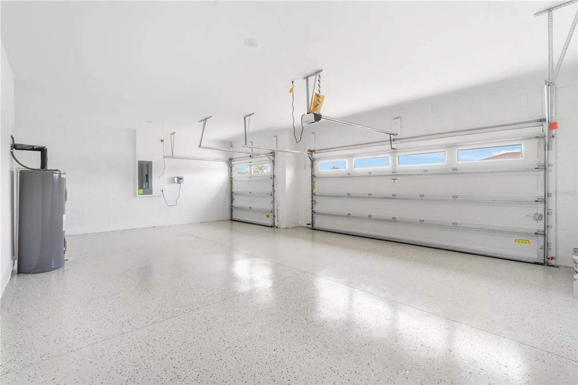 Property Slideshow image 4 of 46 | 9229 players dr, Weeki Wachee, FL, 34613