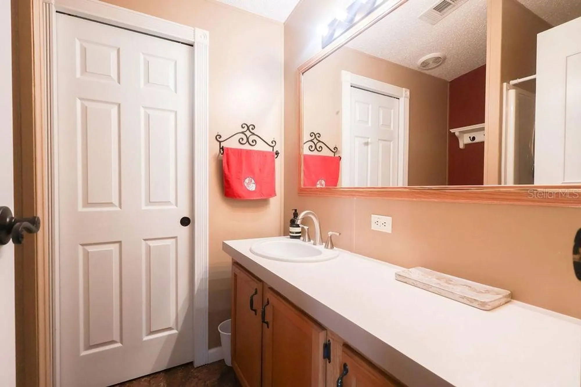 Property Slideshow image 11 of 45 | 8783 sw 66th ter, Ocala, FL, 34476