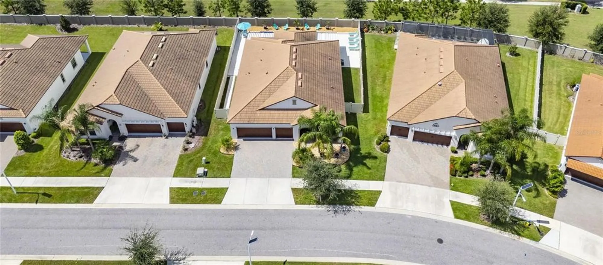 Property Slideshow image 70 of 91 | 16805 banner shell pl, Wimauma, FL, 33598