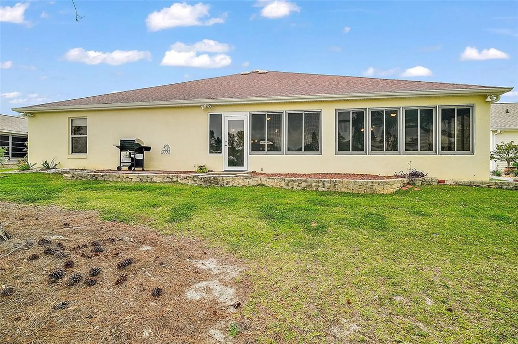 Property Slideshow image 33 of 38 | 1738 augustine dr, The Villages, FL, 32159