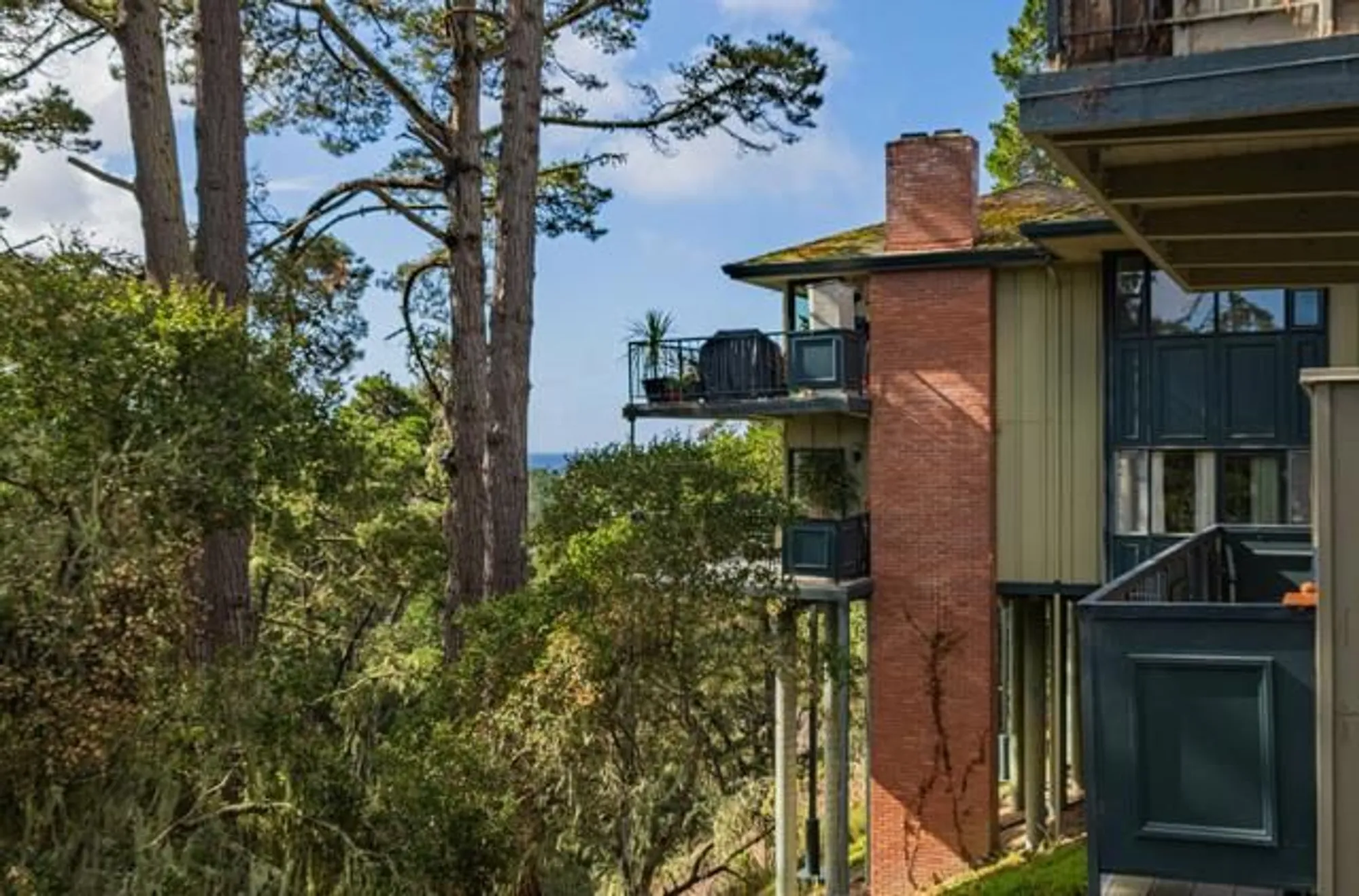 Property Slideshow image 21 of 29 | 120 del mesa carmel, Carmel, CA, 93923