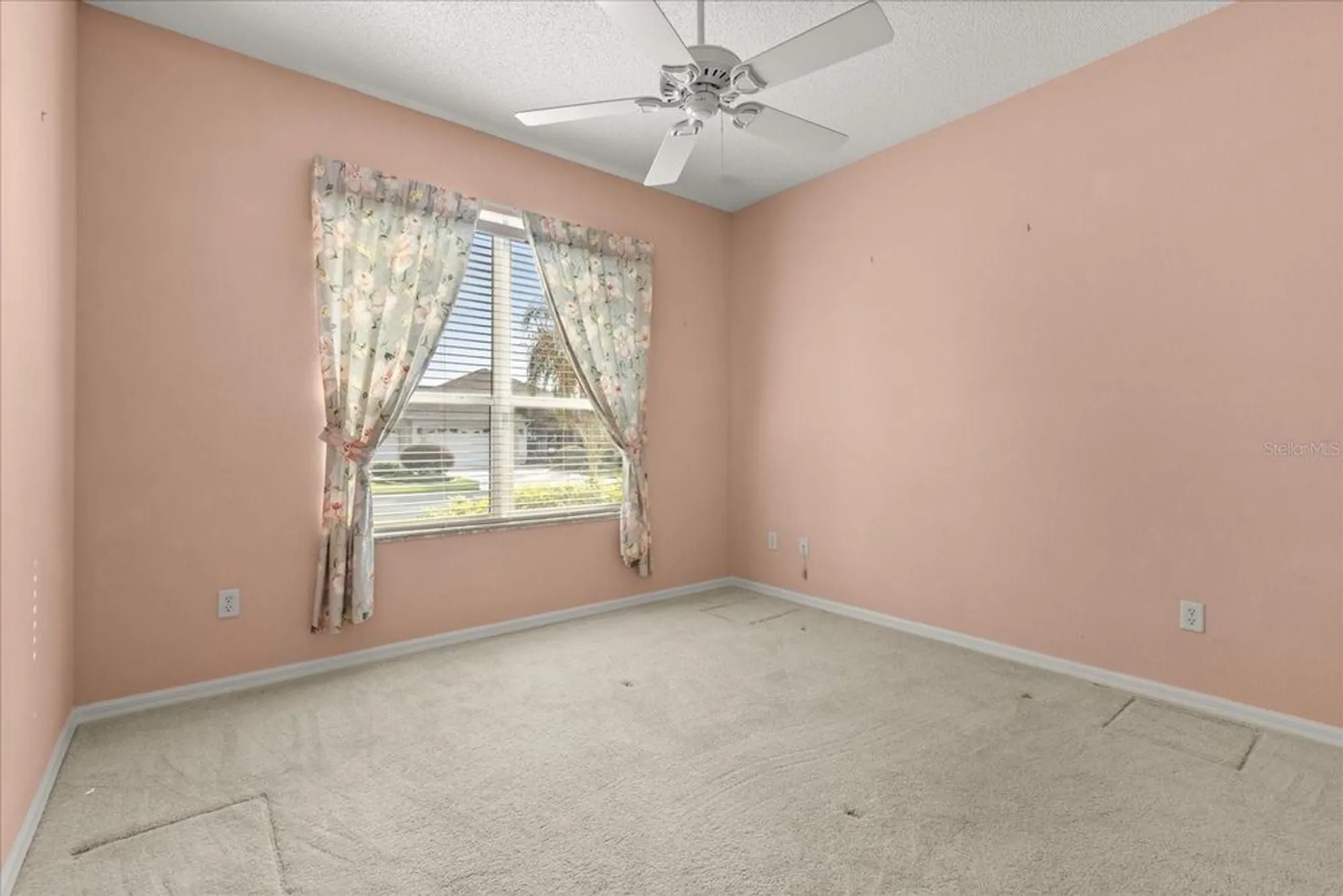 Property Slideshow image 18 of 28 | 1424 irwin way, The Villages, FL, 32162