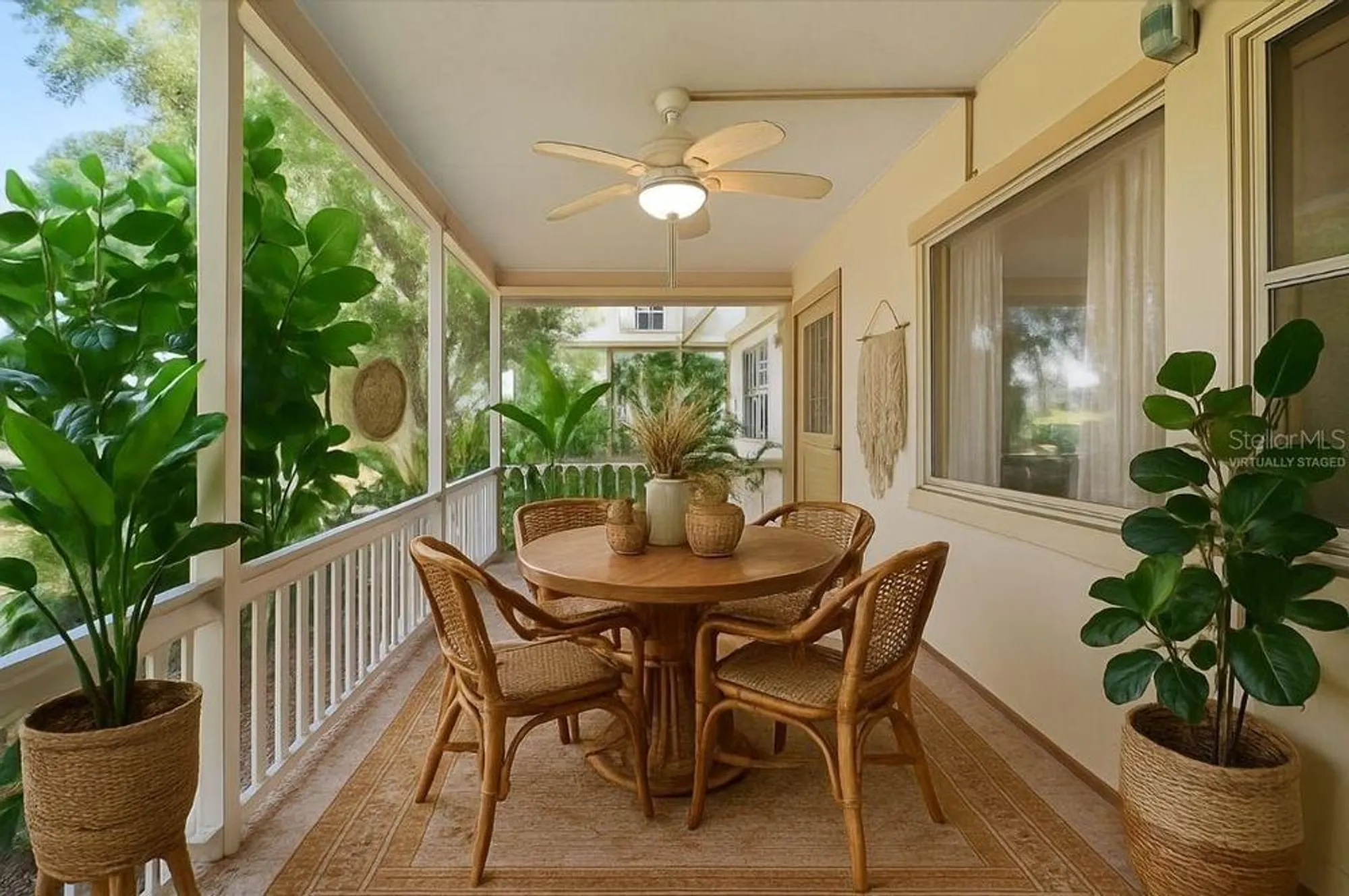 Property Slideshow image 31 of 37 | 2192 swedish dr apt 10, Clearwater, FL, 33763