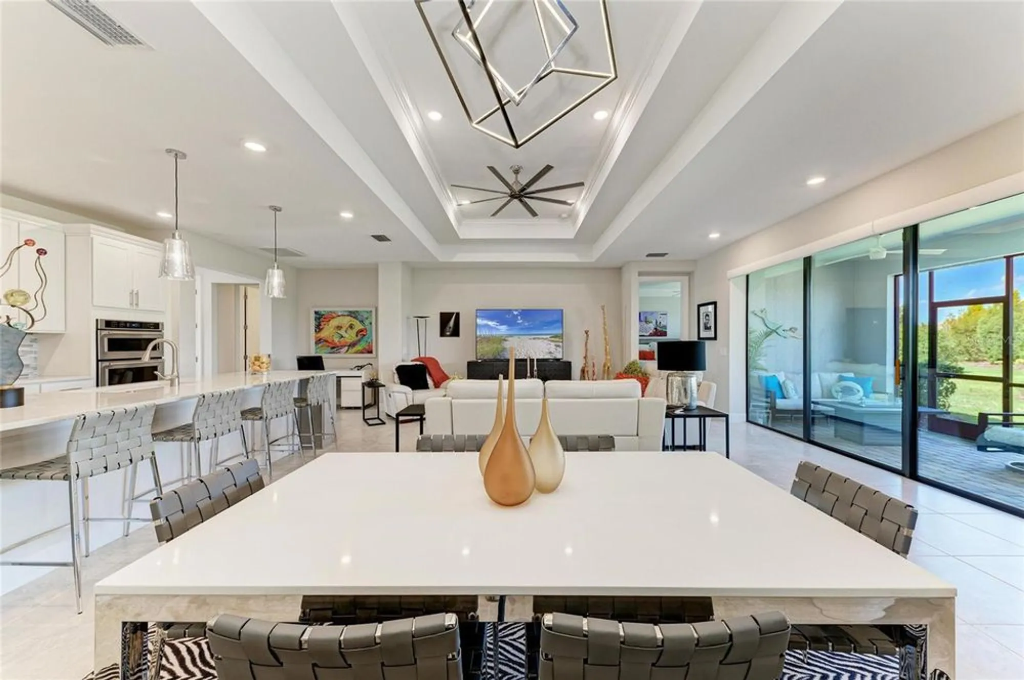 Property Slideshow image 17 of 70 | 7136 summerland cv, Bradenton, FL, 34202