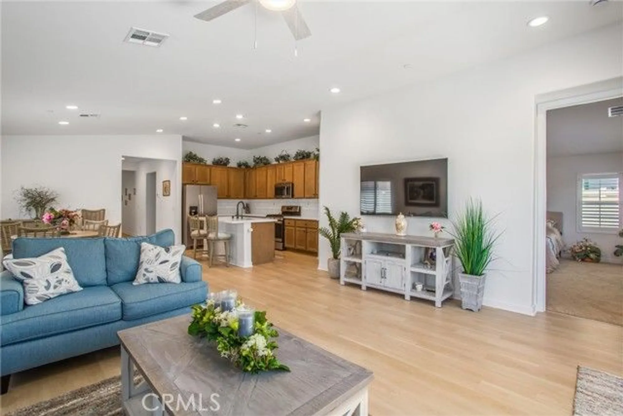 Property Slideshow image 16 of 32 | 1570 lismore ln, Beaumont, CA, 92223