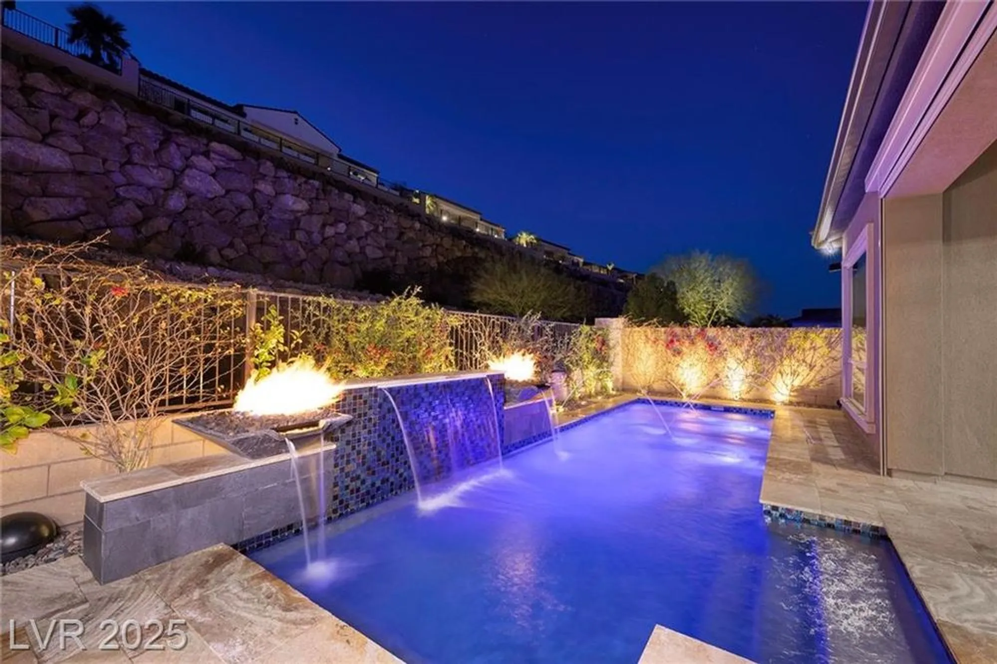 Property Slideshow image 28 of 52 | 33 desert juniper ln, Henderson, NV, 89011
