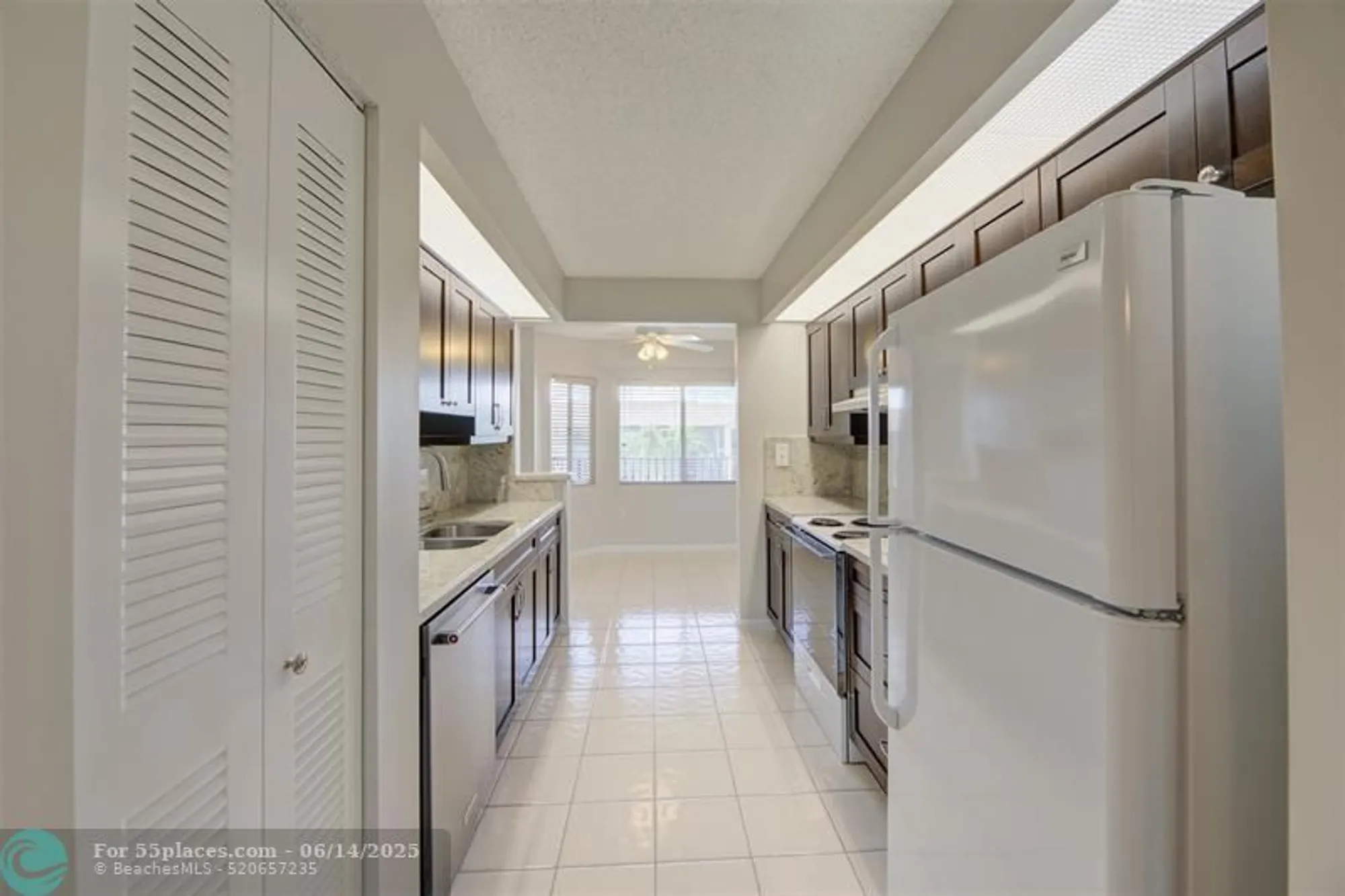 Property Slideshow image 13 of 62 | 750 sw 138th ave apt 403f, Pembroke Pines, FL, 33027
