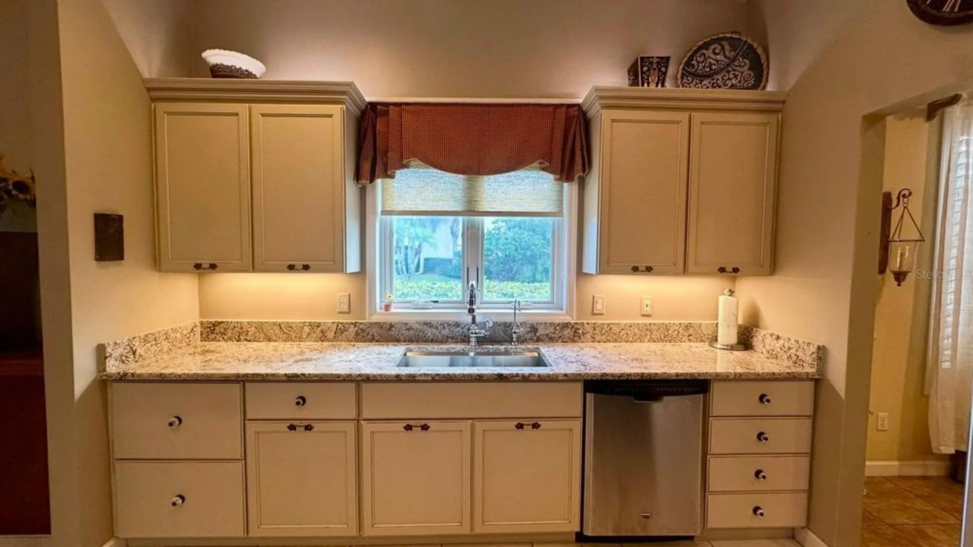 Property Slideshow image 21 of 66 | 55 bay pointe dr, Ormond Beach, FL, 32174