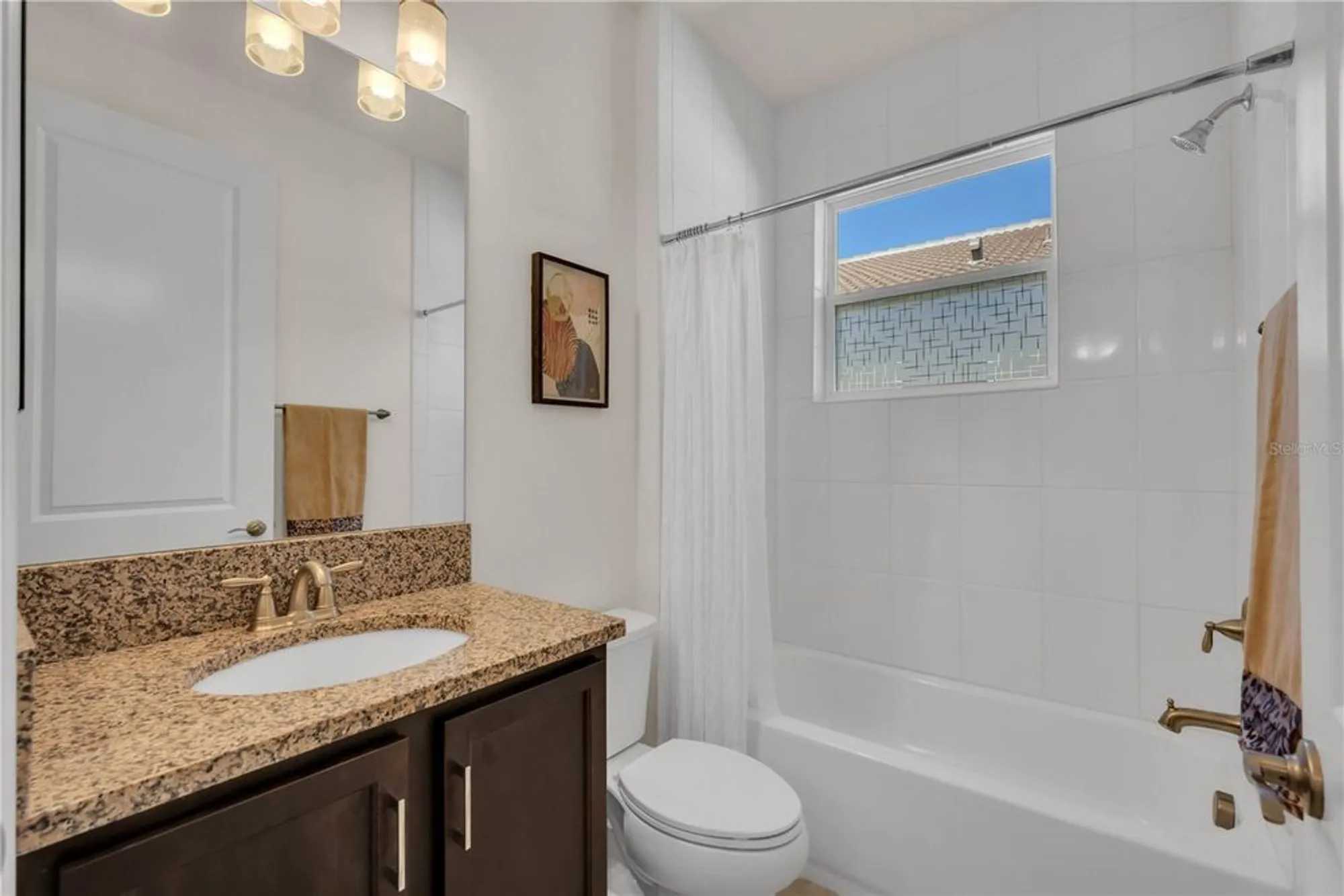 Property Slideshow image 23 of 48 | 15513 santa pola dr, Wimauma, FL, 33598