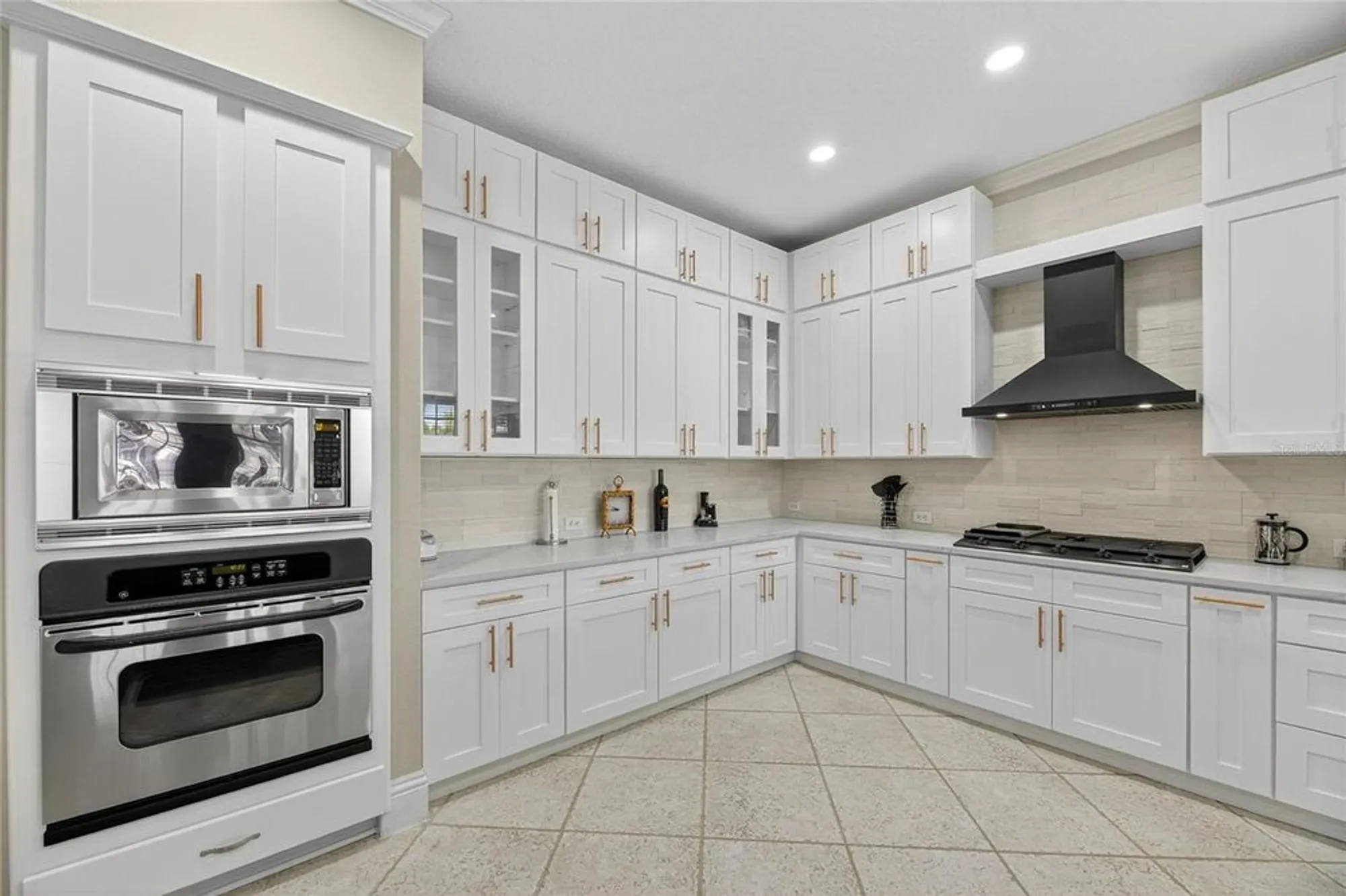 Property Slideshow image 11 of 83 | 5720 tortoise pl, Apollo Beach, FL, 33572