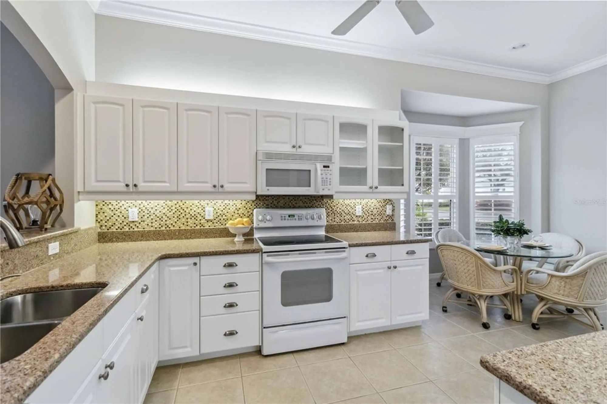 Property Slideshow image 13 of 43 | 1634 monarch dr # 1634, Venice, FL, 34293