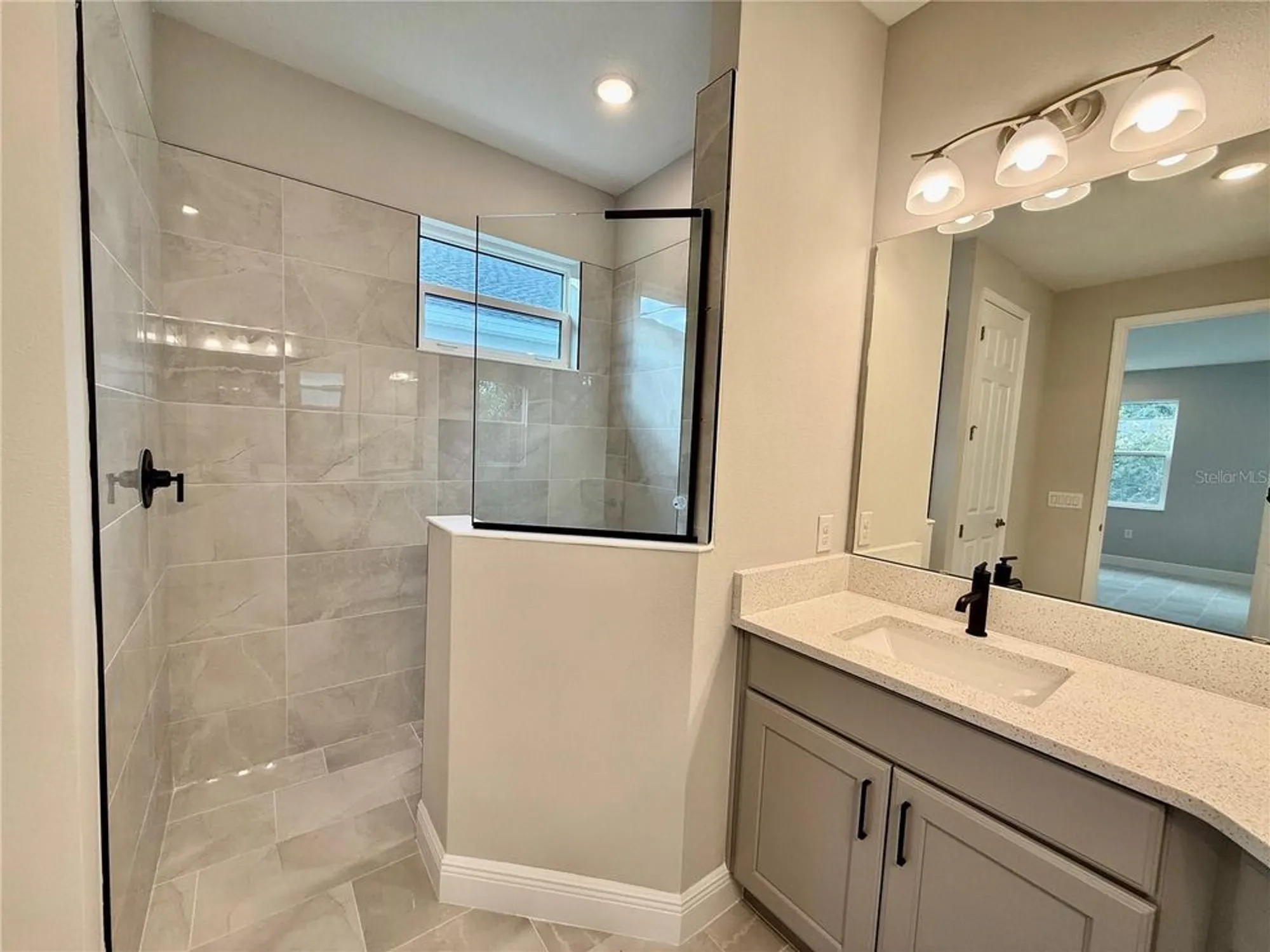 Property Slideshow image 23 of 50 | 2046 wallingford loop, Mount Dora, FL, 32757