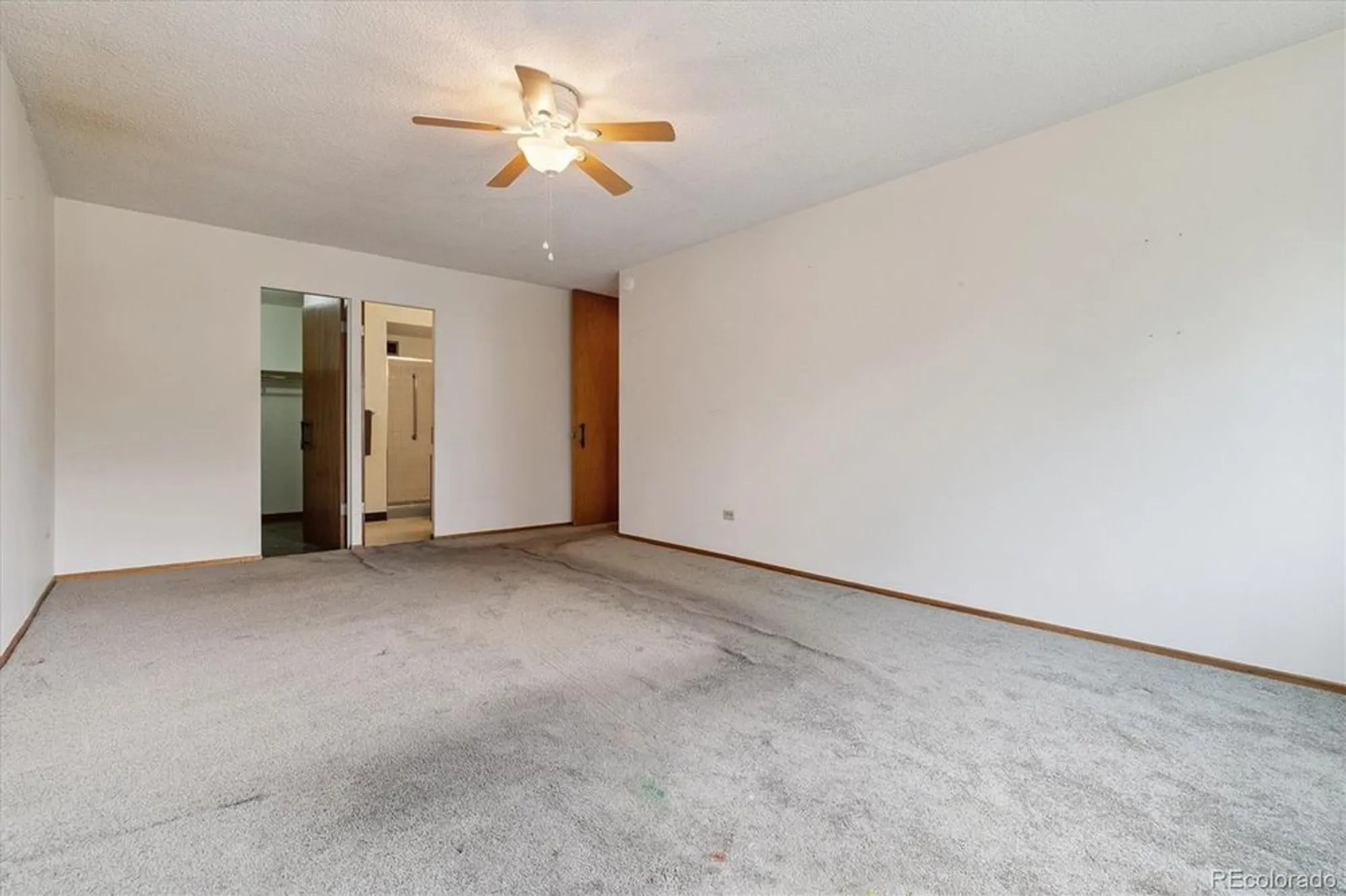 Property Slideshow image 11 of 44 | 610 s clinton st 10b, Denver, CO, 80247