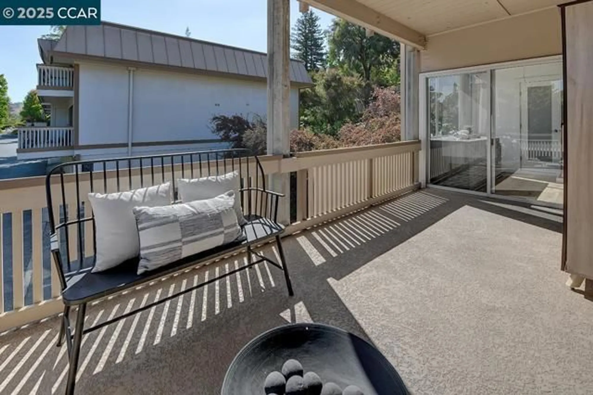 Property Slideshow image 21 of 60 | 1501 canyonwood ct 12, Walnut Creek, CA, 94595