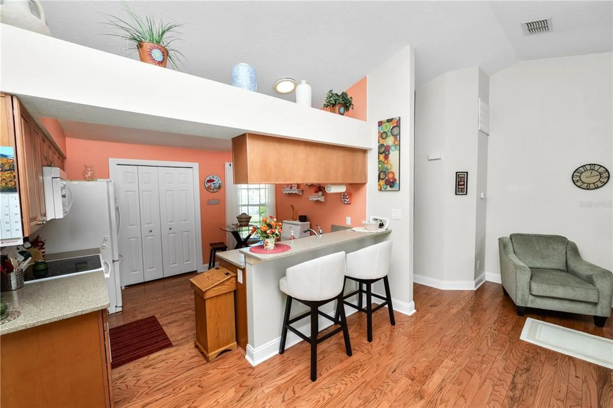 Property Slideshow image 17 of 91 | 549 clubhill dr, Haines City, FL, 33844