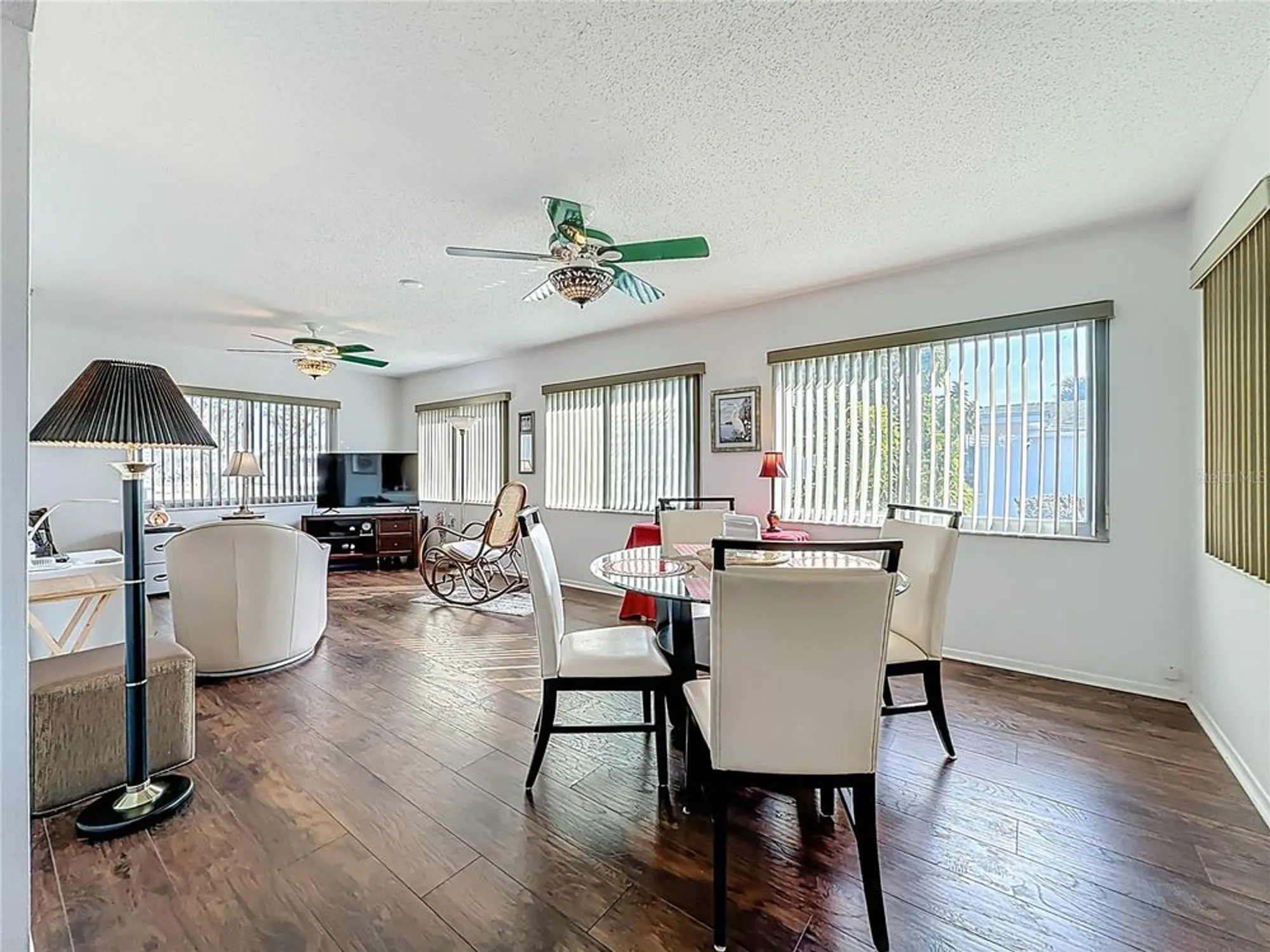 Property Slideshow image 20 of 45 | 9729 36th way n # 4, Pinellas Park, FL, 33782