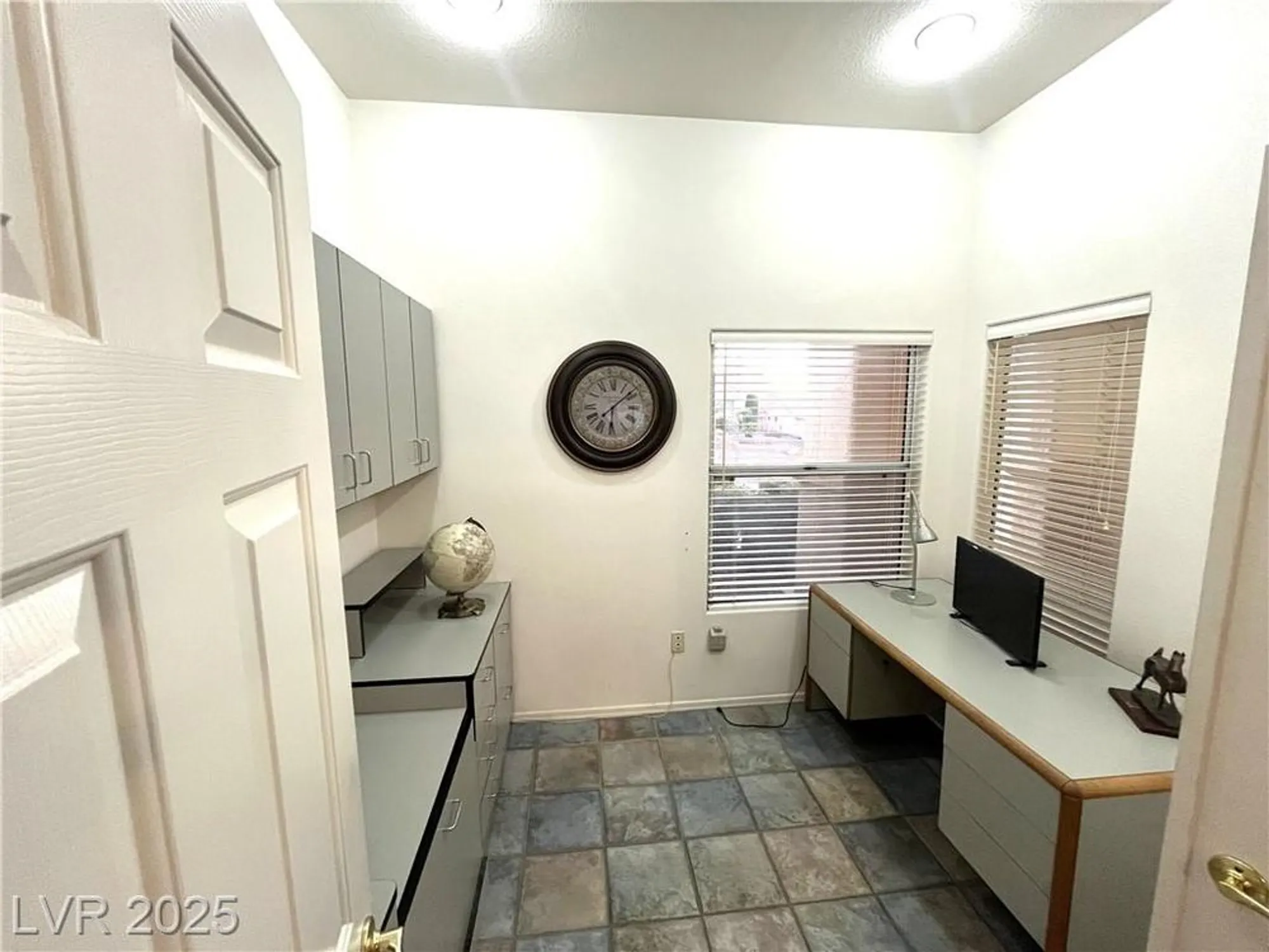Property Slideshow image 9 of 37 | 10717 grand cypress ave, Las Vegas, NV, 89134