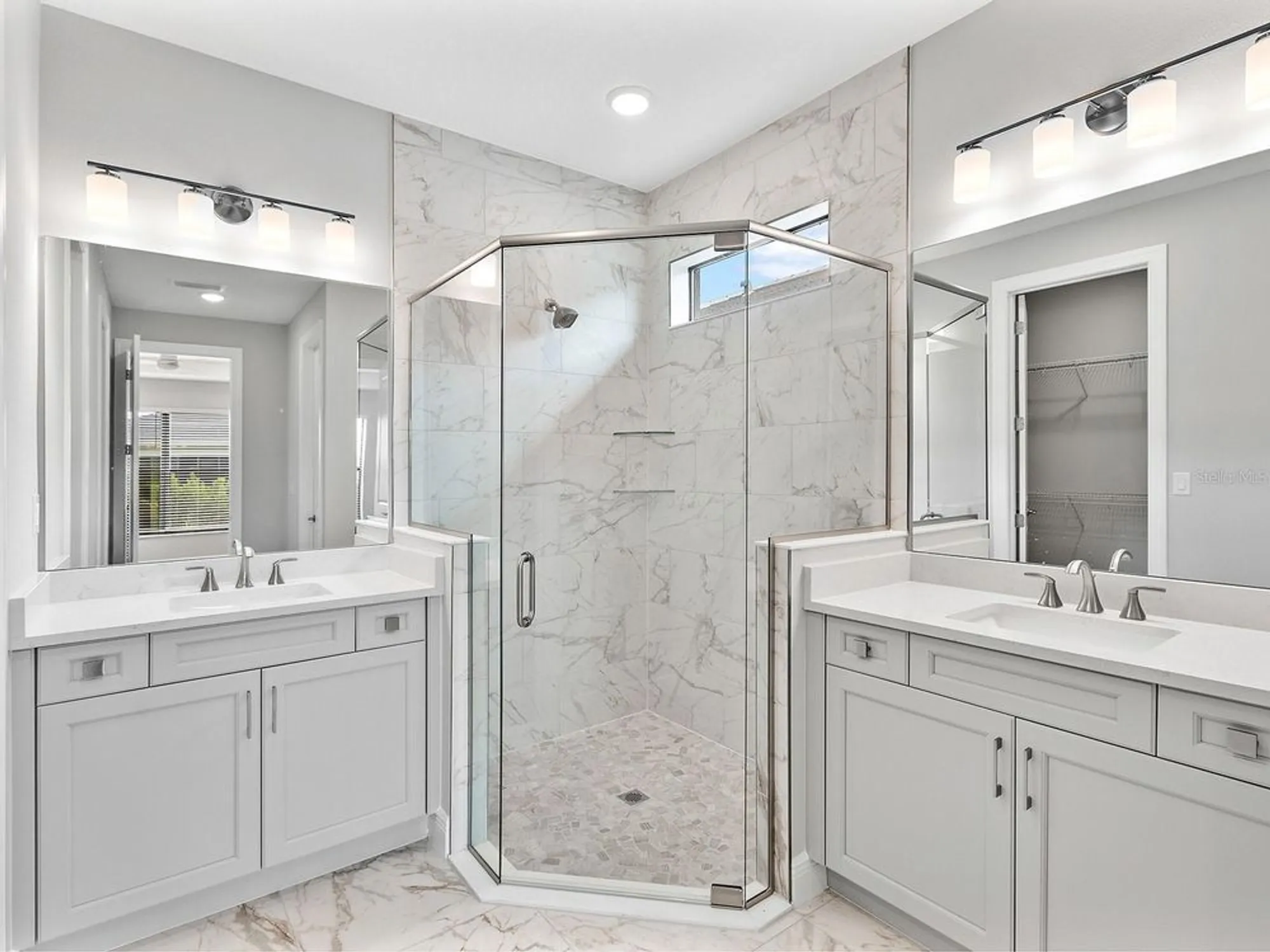 Property Slideshow image 22 of 57 | 4927 carova way, Bradenton, FL, 34211