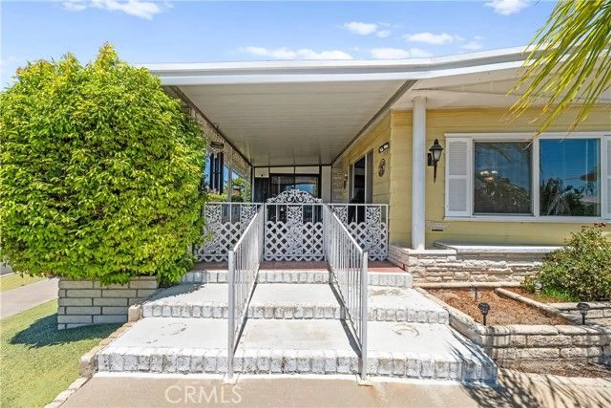 Property Slideshow image 8 of 60 | 2964 silver oak way, Hemet, CA, 92545