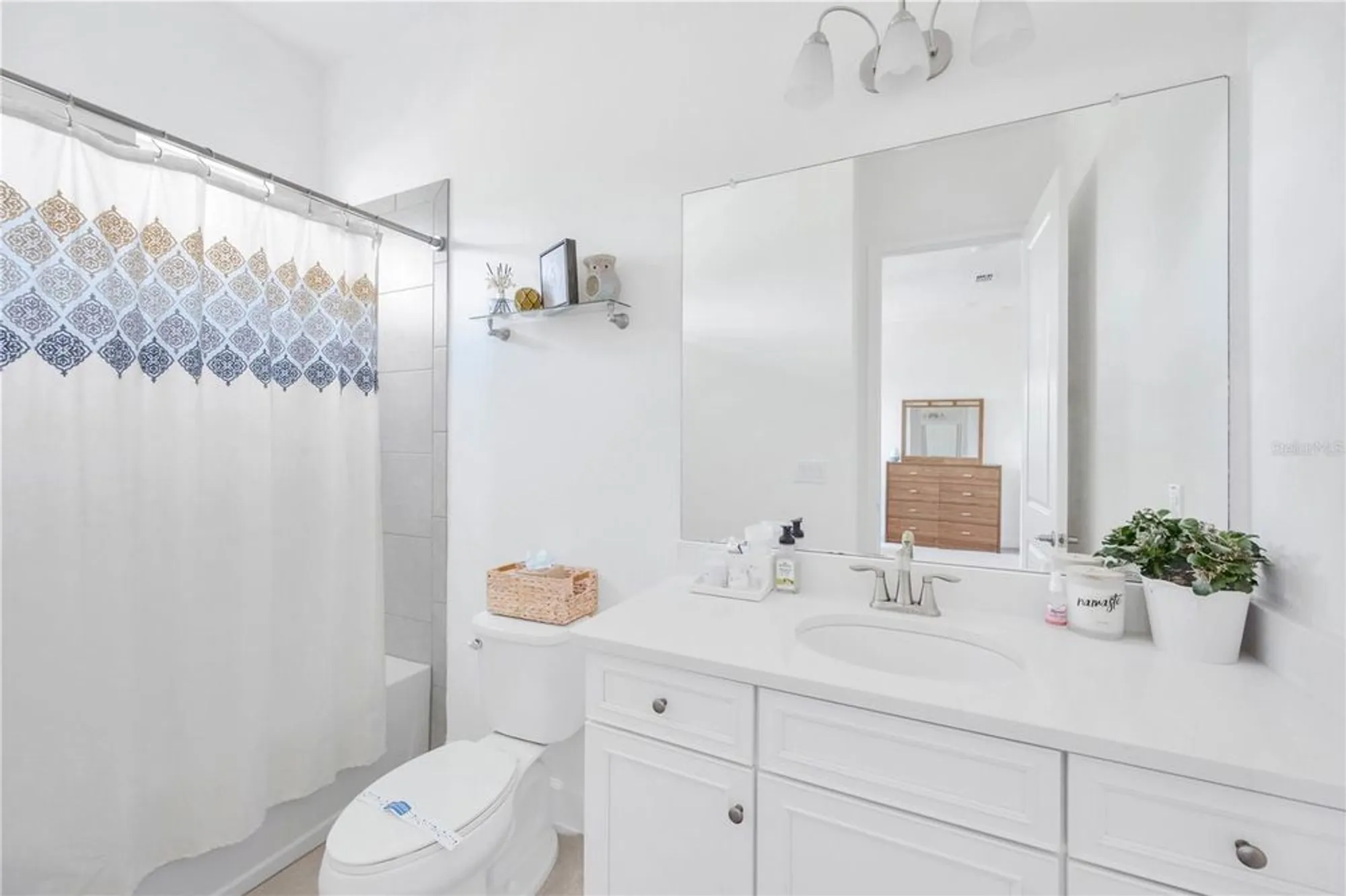 Property Slideshow image 43 of 59 | 832 manns harbor dr, Apollo Beach, FL, 33572