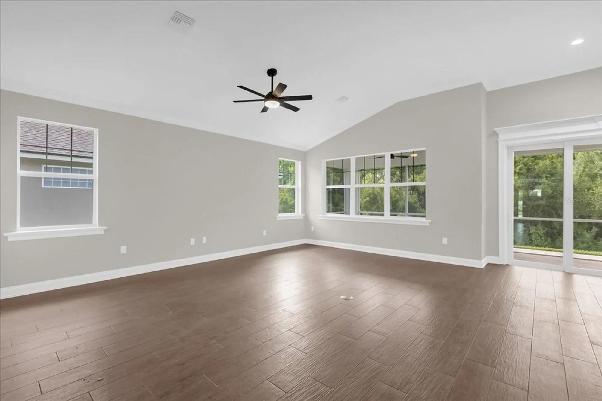 Property Slideshow image 4 of 34 | 7895 lake james blvd, Lakeland, FL, 33810