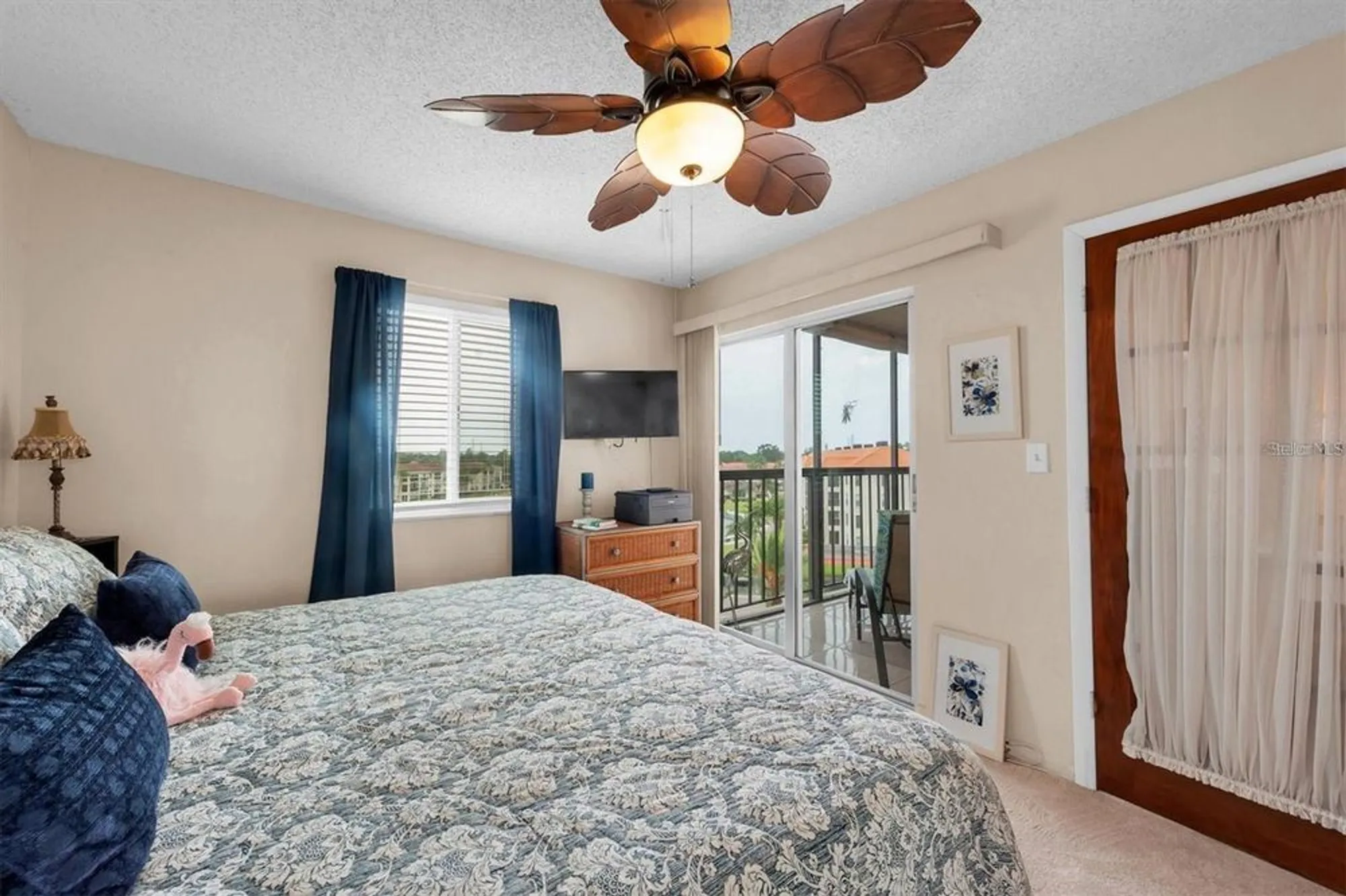 Property Slideshow image 19 of 30 | 19029 us highway 19 n apt 9-403, Clearwater, FL, 33764