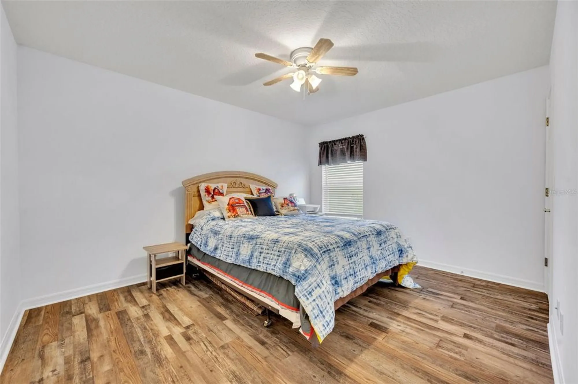 Property Slideshow image 28 of 65 | 5964 brittania blvd, Tavares, FL, 32778