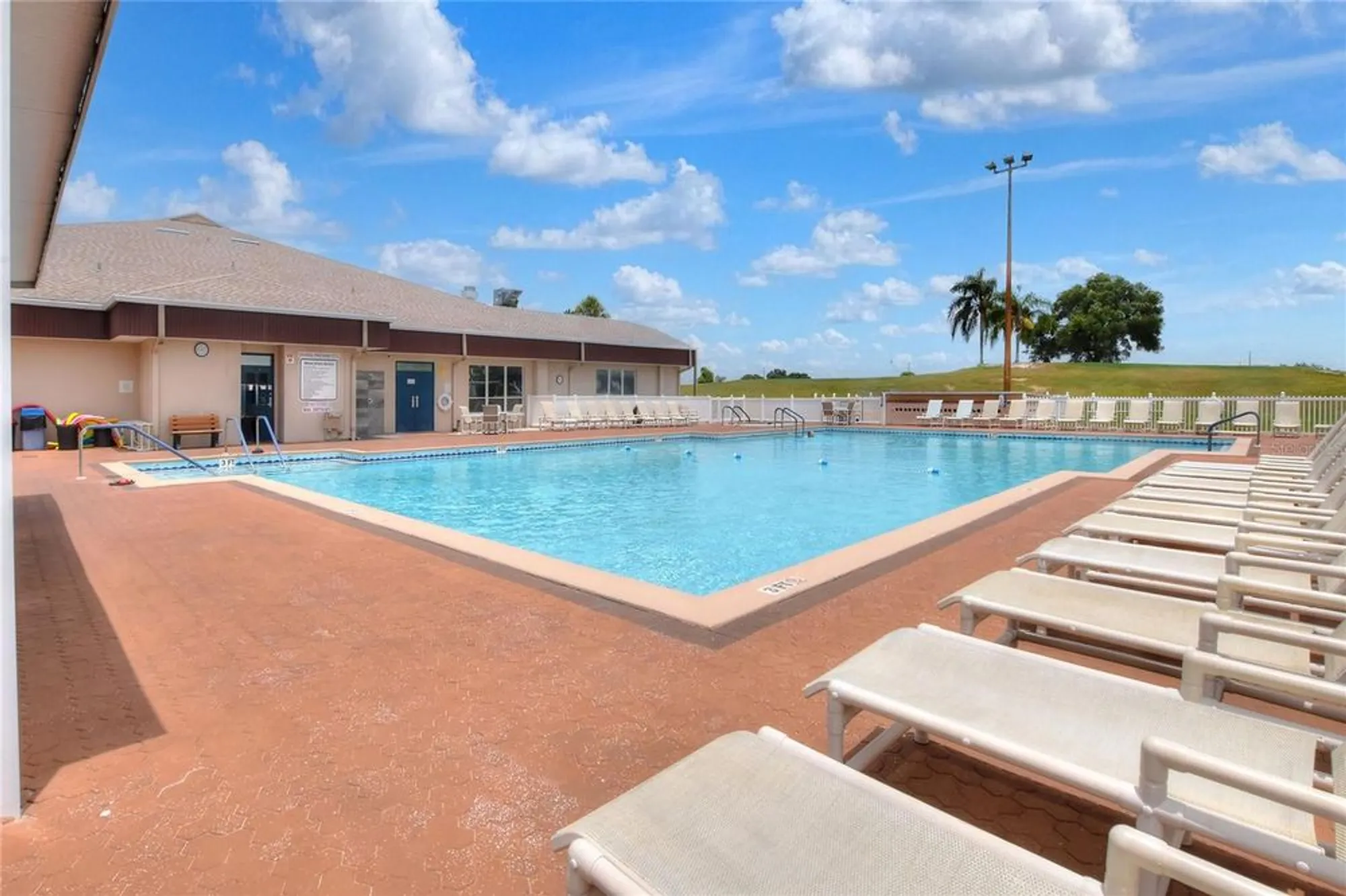 Property Slideshow image 84 of 90 | 6004 sanderling dr, Lakeland, FL, 33809