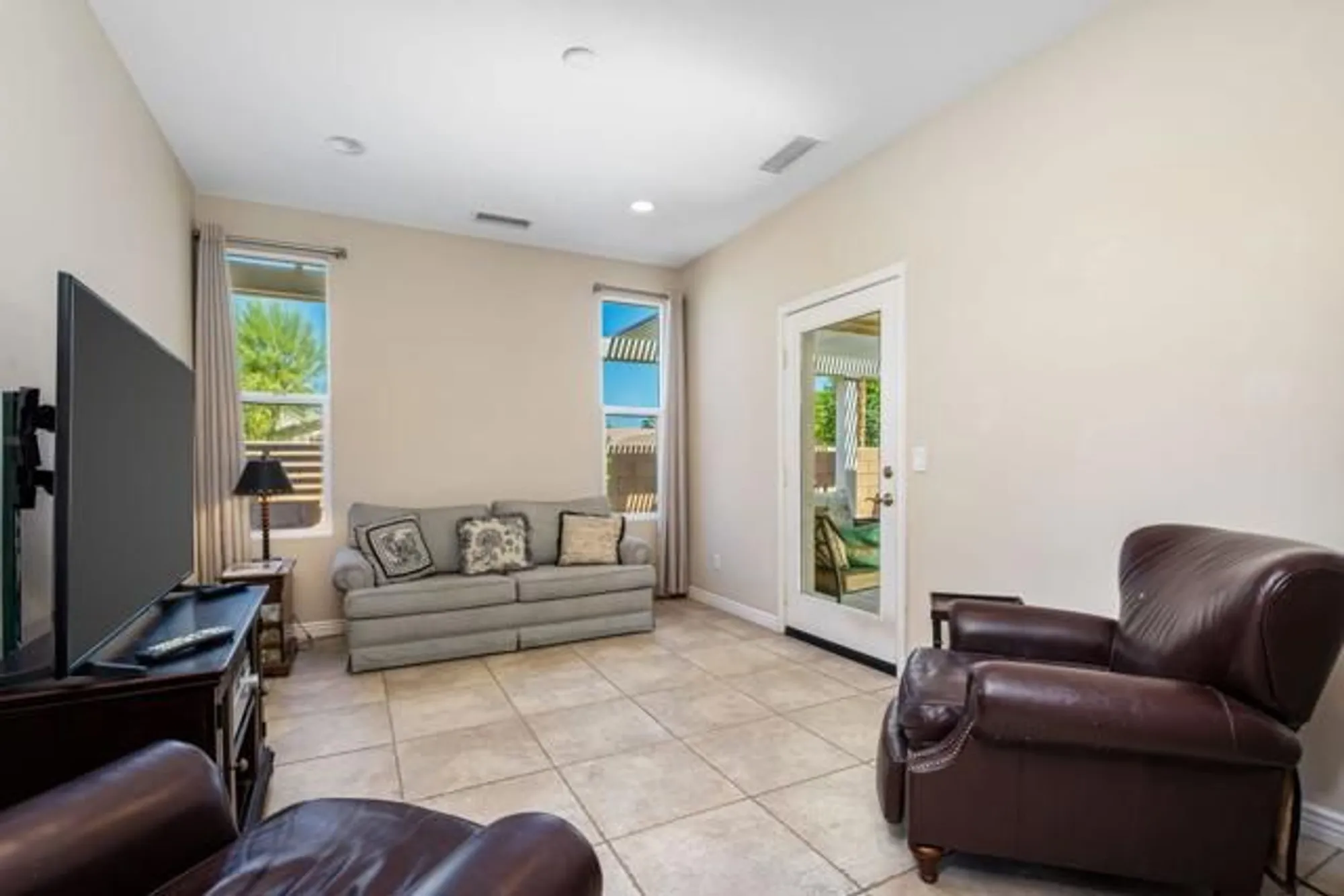 Property Slideshow image 31 of 48 | 60119 honeysuckle st, La Quinta, CA, 92253