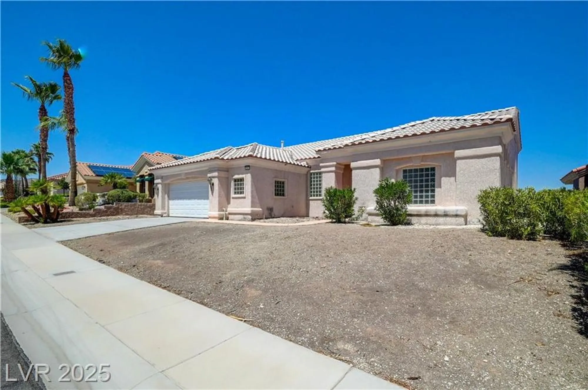 Property Slideshow image 4 of 16 | 2124 bay tree dr, Las Vegas, NV, 89134