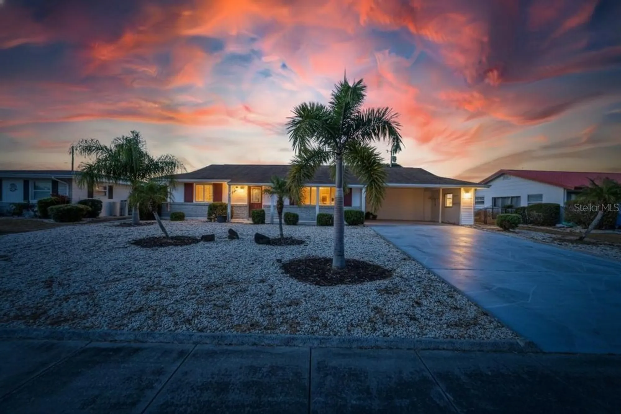 Property Slideshow image 1 of 43 | 743 ojai ave, Sun City Center, FL, 33573