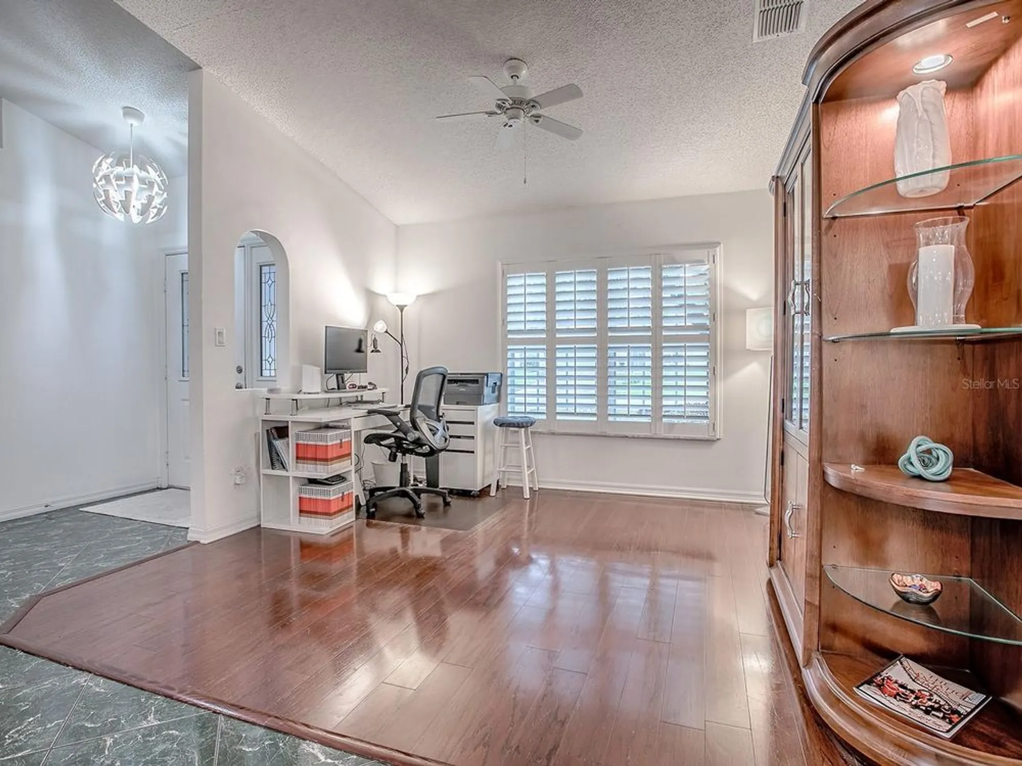 Property Slideshow image 7 of 67 | 25348 crestwater dr, Leesburg, FL, 34748