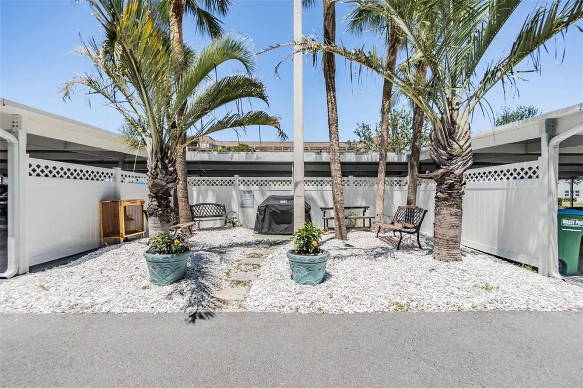 Property Slideshow image 21 of 62 | 9 forbes pl 205, Dunedin, FL, 34698