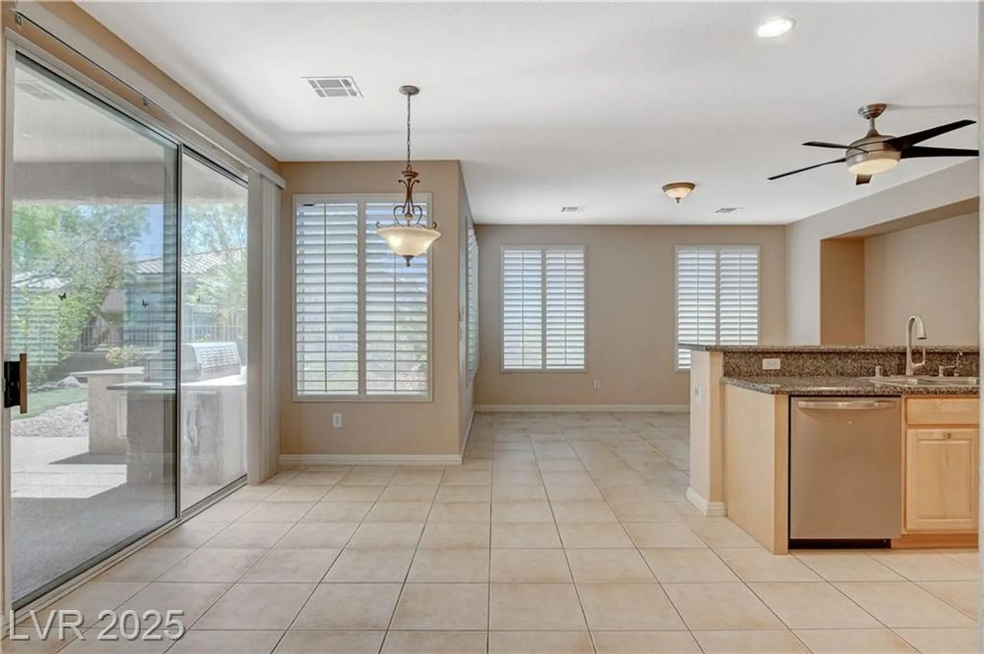 Property Slideshow image 23 of 83 | 10255 riva de angelo ave, Las Vegas, NV, 89135