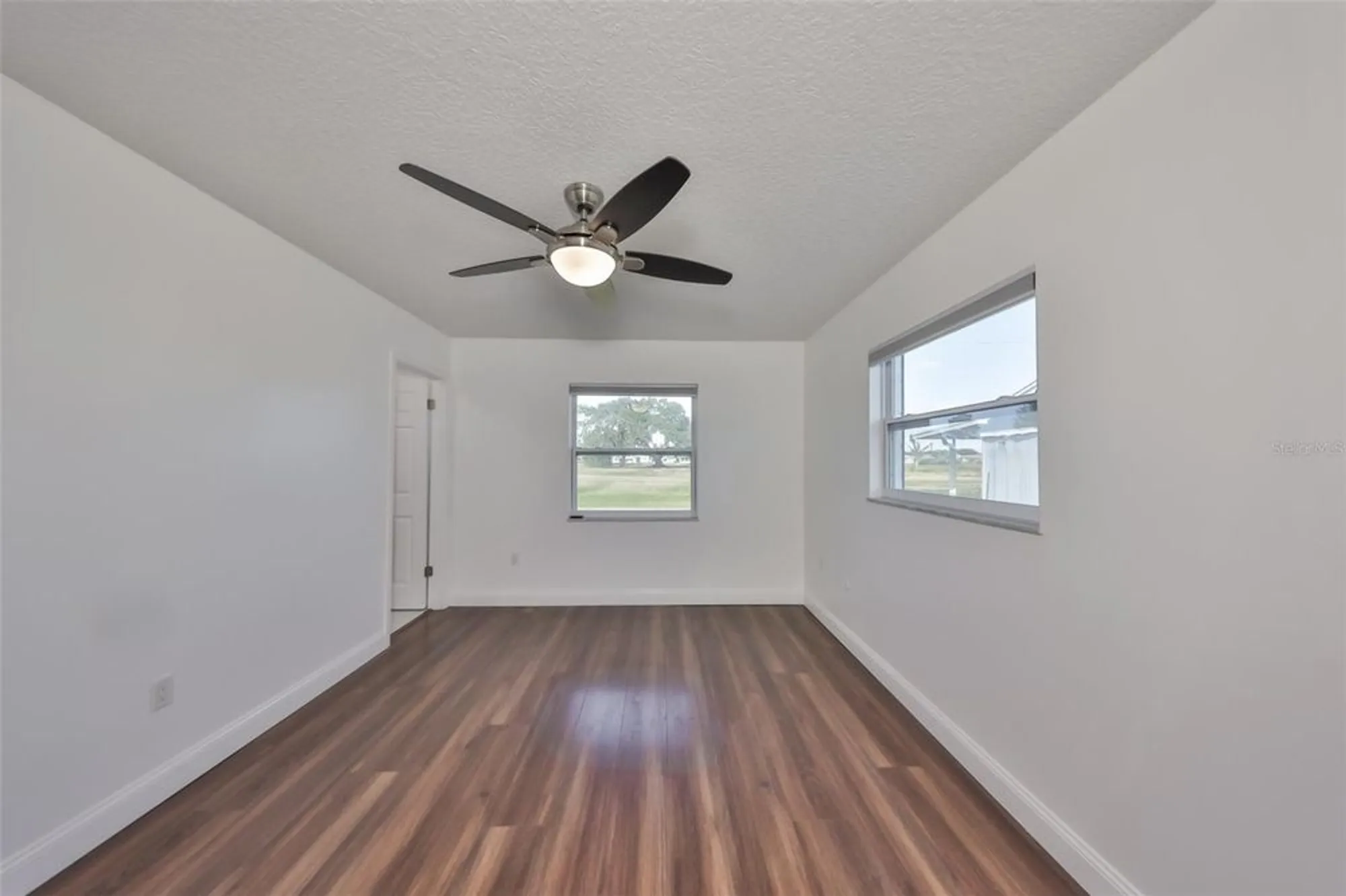 Property Slideshow image 21 of 39 | 611 fox hills dr, Sun City Center, FL, 33573