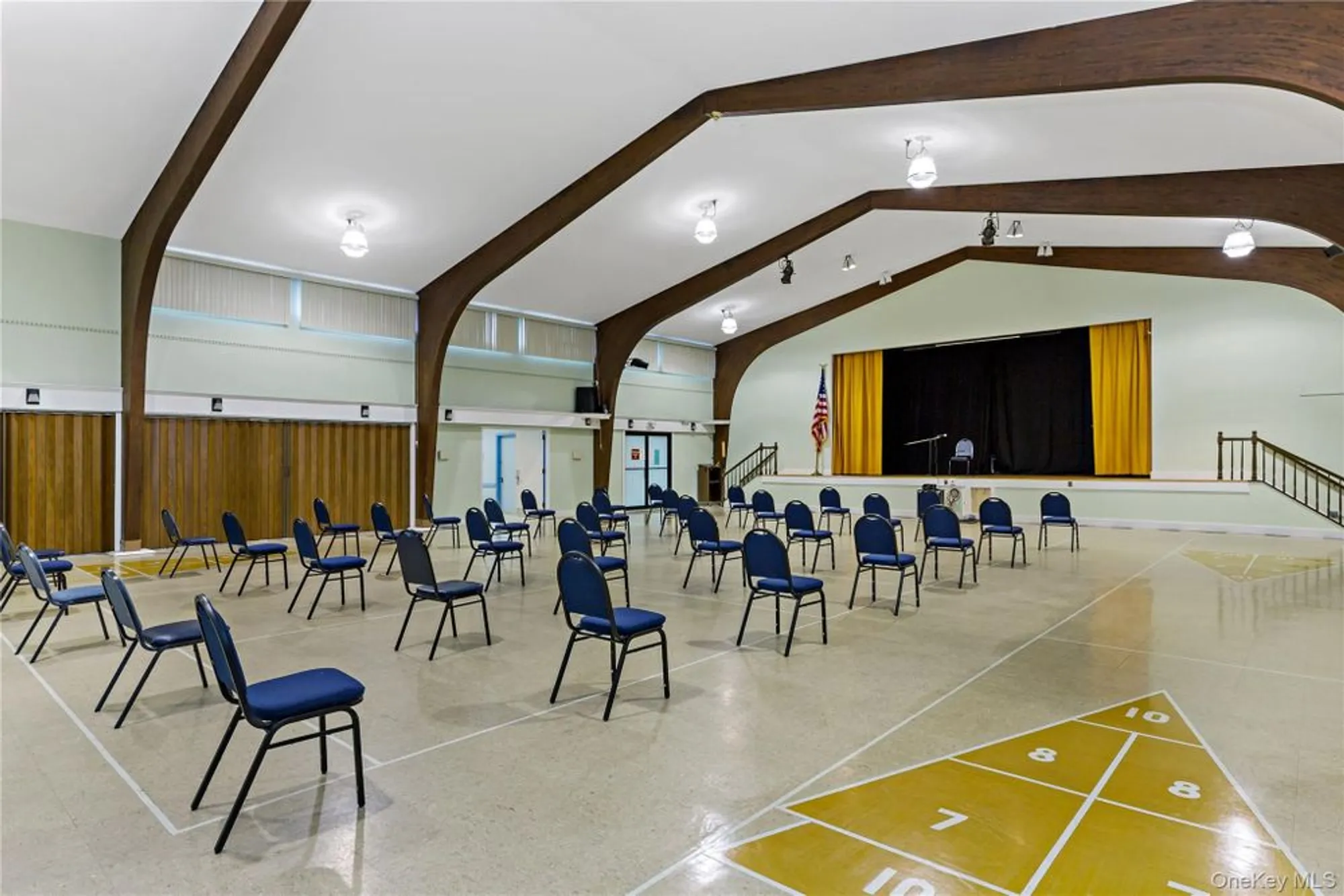 Property Slideshow image 16 of 24 | 2 hampton ct a, Yorktown Heights, NY, 10598