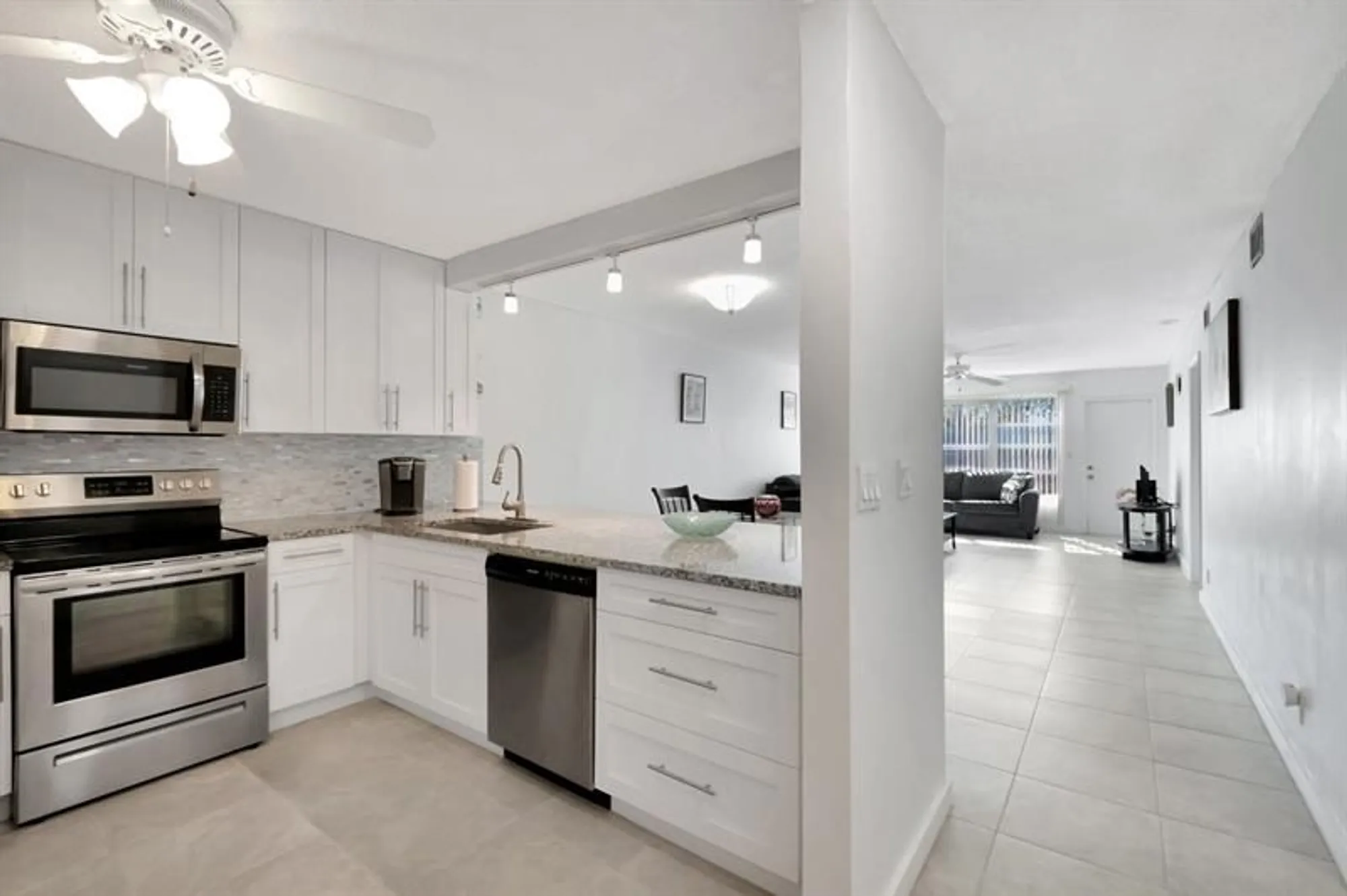 Property Slideshow image 6 of 52 | 9110 fairbanks ln apt 5, Boca Raton, FL, 33496