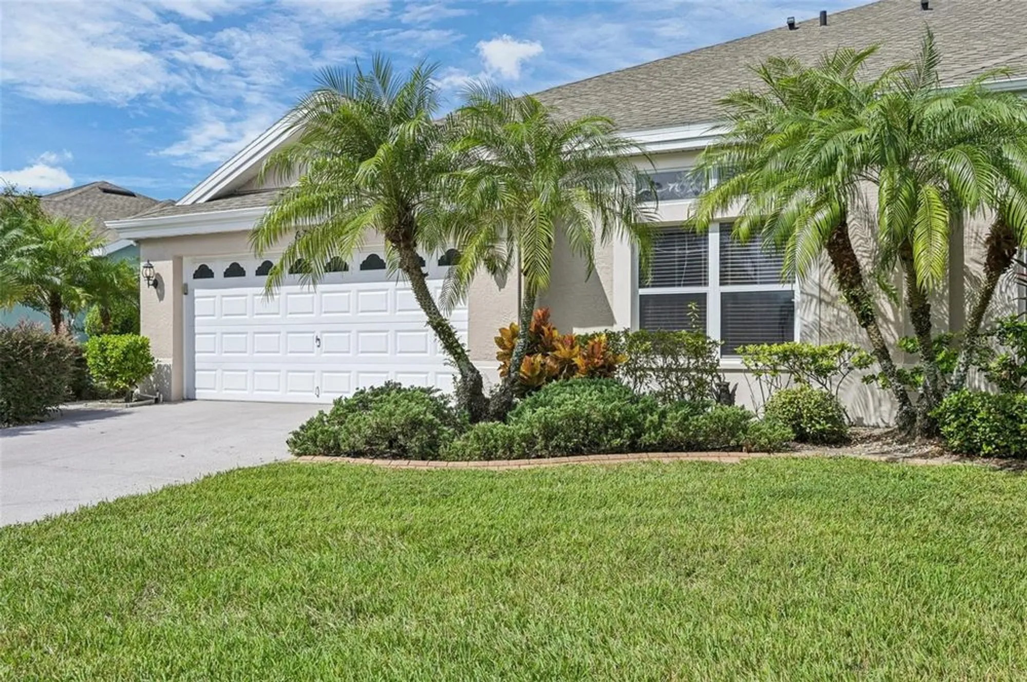 Property Slideshow image 2 of 70 | 675 masterpiece dr, Sun City Center, FL, 33573