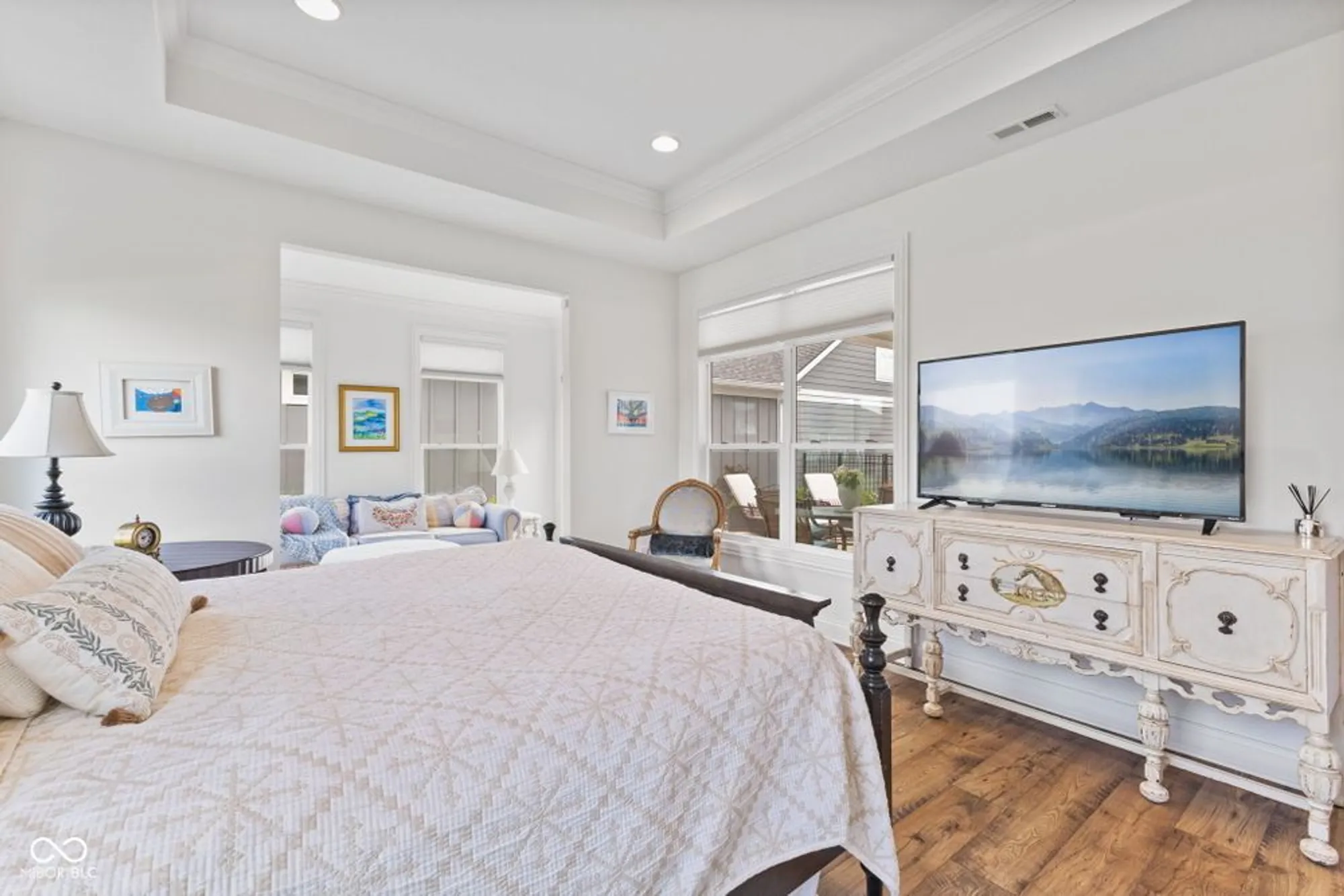 Property Slideshow image 18 of 55 | 2460 collins dr, Westfield, IN, 46074