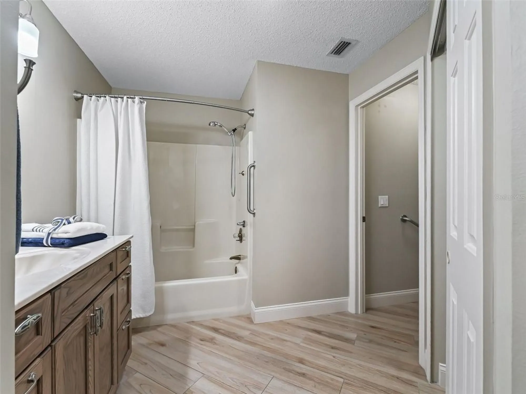 Property Slideshow image 23 of 66 | 632 delgado ave, Lady Lake, FL, 32159