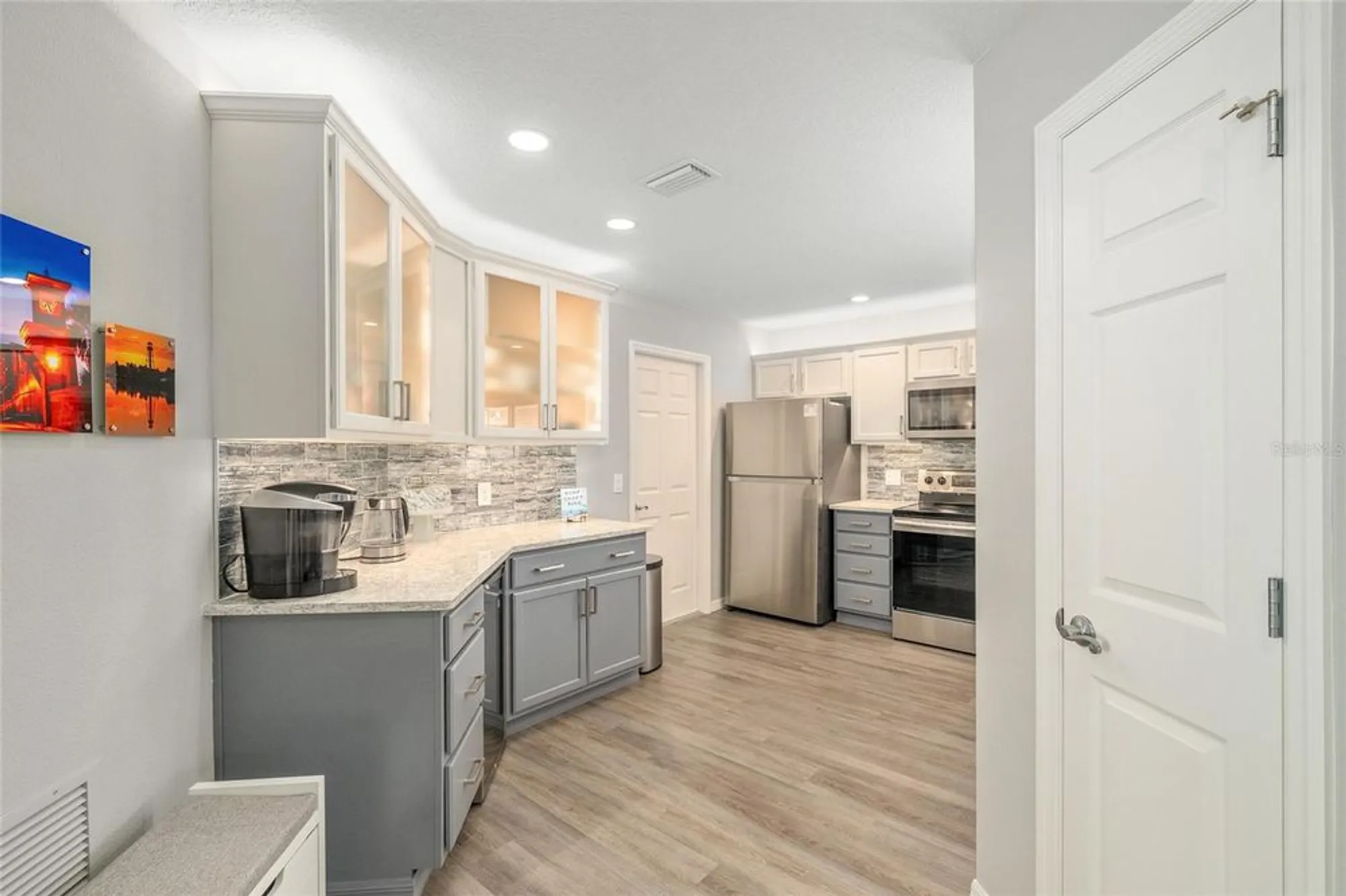 Property Slideshow image 5 of 39 | 2498 yalaha ave, The Villages, FL, 32162